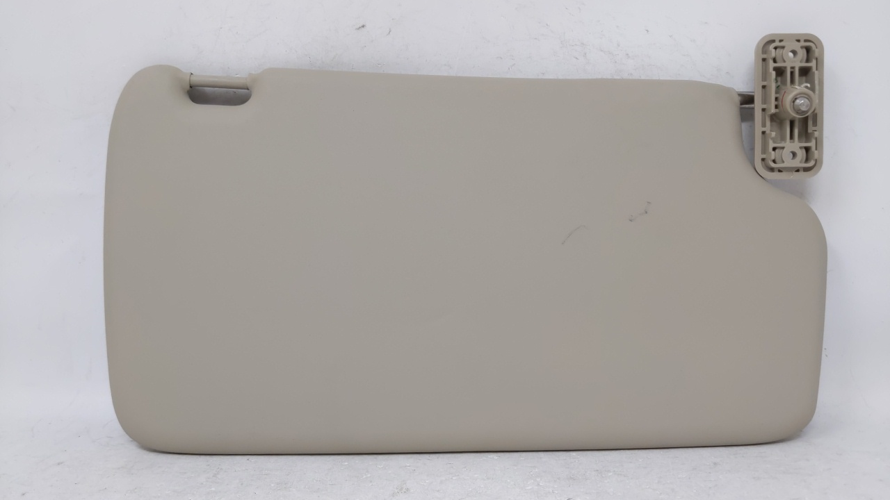 2011 Ford Fiesta Passenger Sun Visor Mirror Right Sunvisor Beige 67964 - Oemusedautoparts1.com