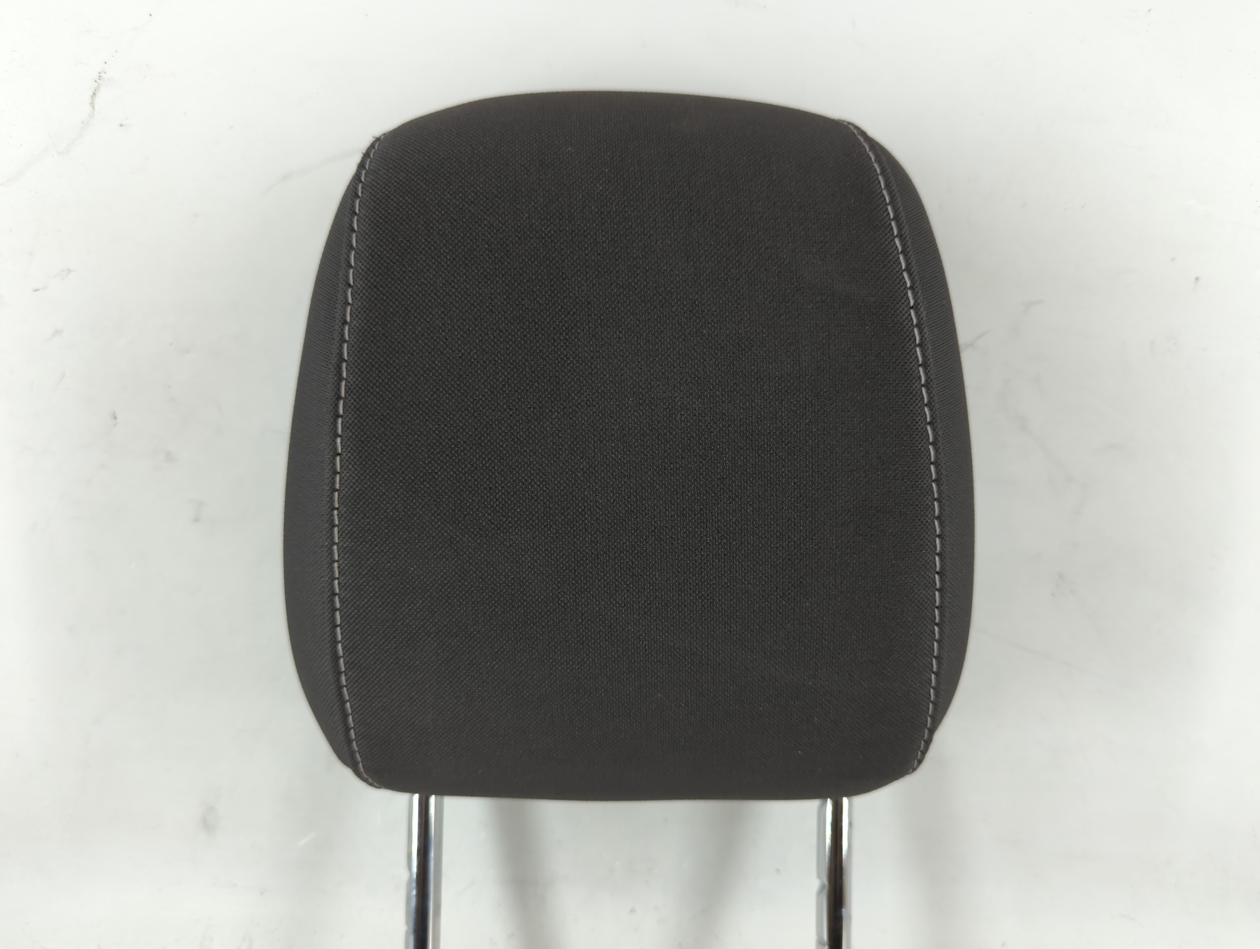2019 Ford Escape Headrest Head Rest Front Driver Passenger Seat Black 679758 - Oemusedautoparts1.com