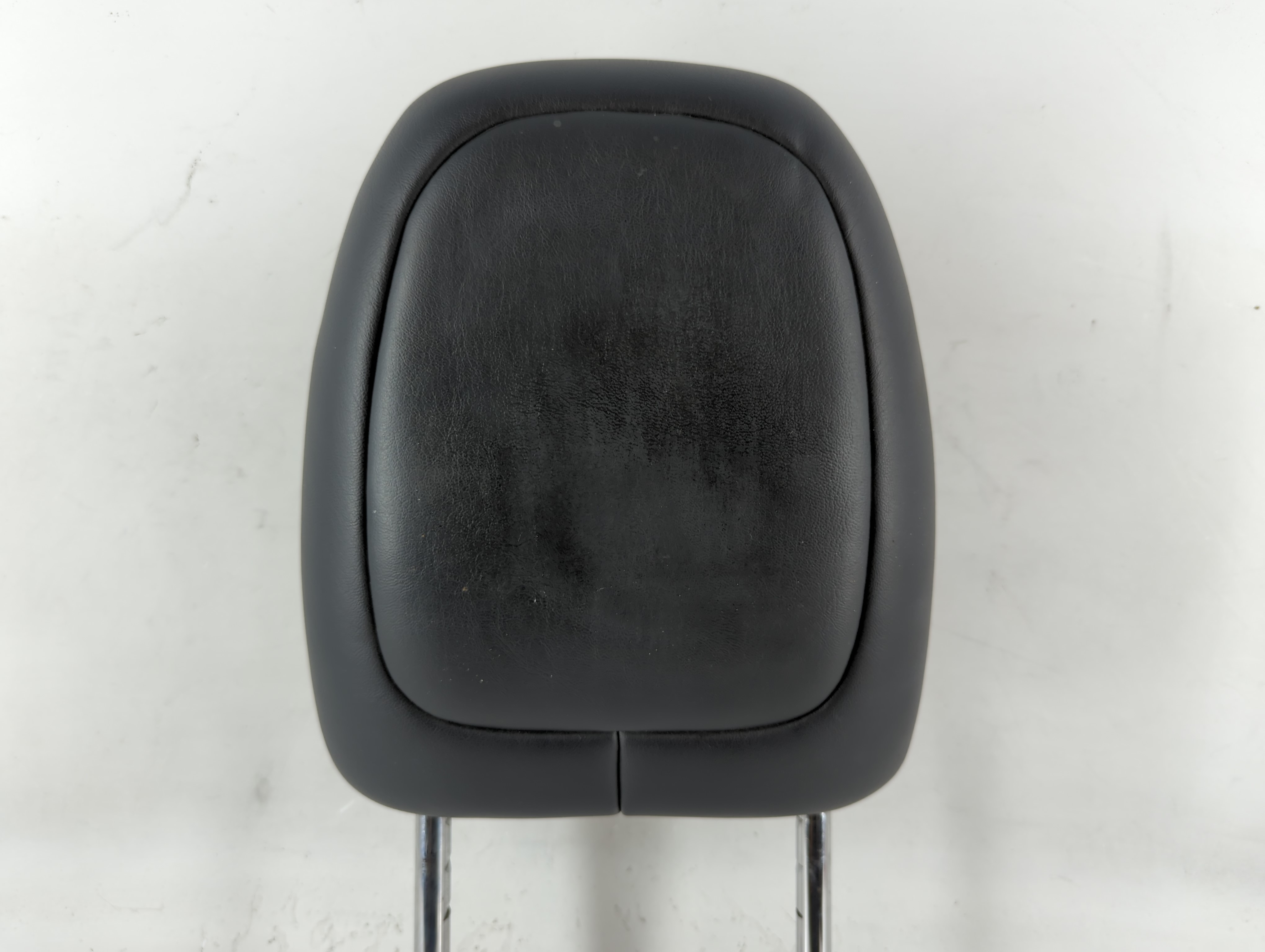 Jeep Cherokee Headrest Head Rest Rear Seat Black 679761 - Oemusedautoparts1.com