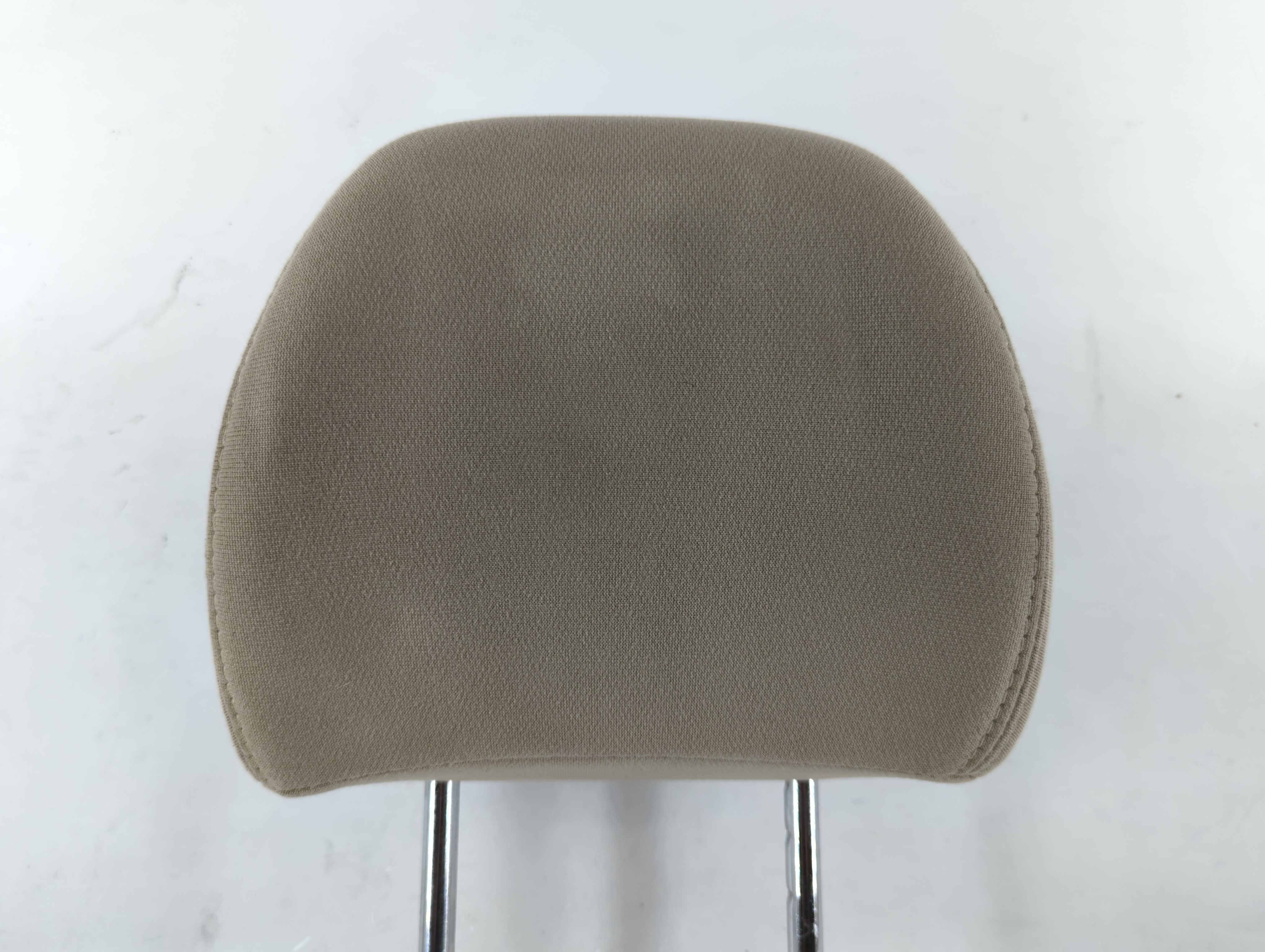 Picture of Kia Optima Headrest Head Rest Front Driver Passenger Seat Light Beige 679790
