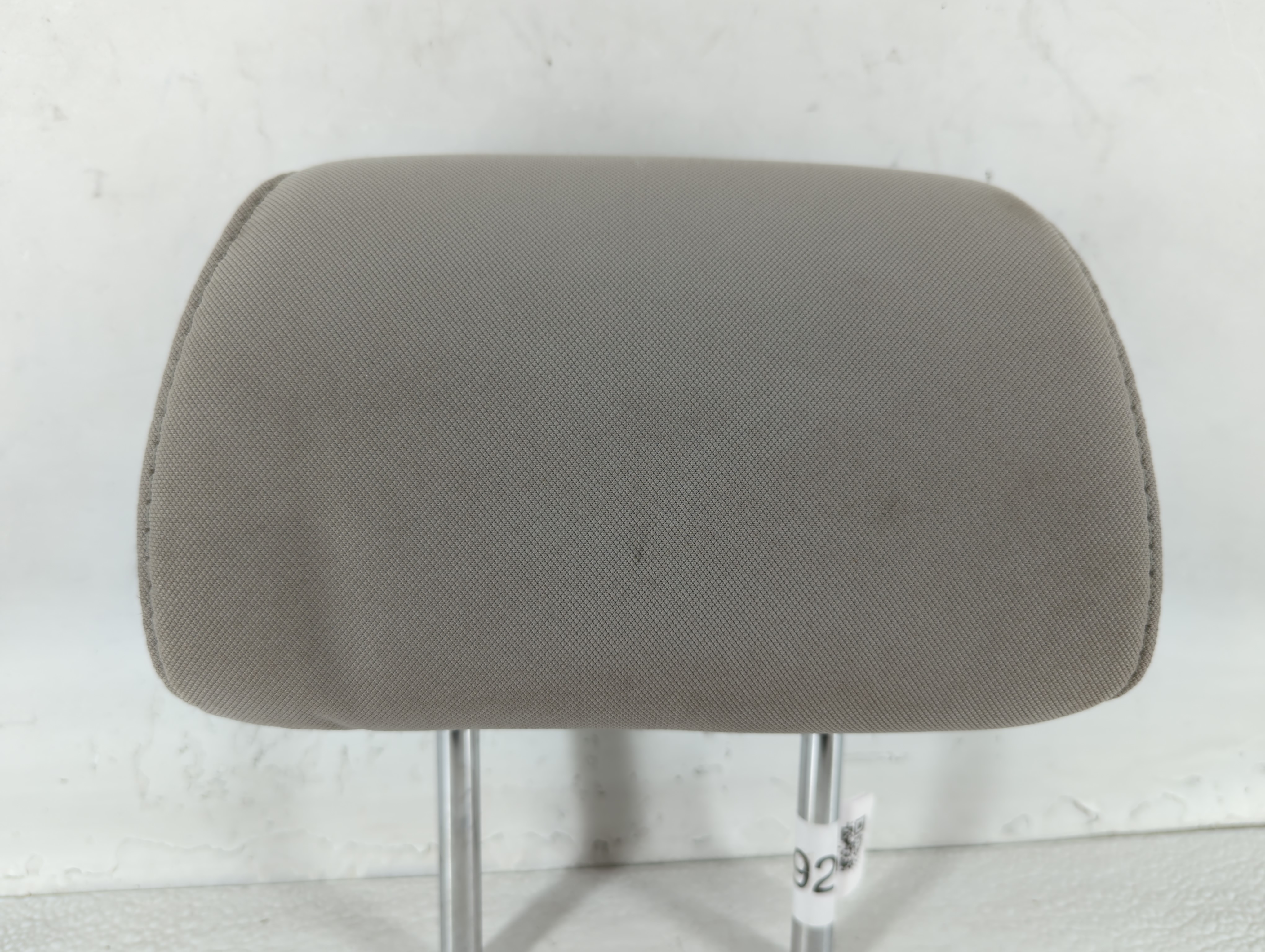 Hyundai Sonata Headrest Head Rest Front Driver Passenger Seat Light Grey 679920 - Oemusedautoparts1.com