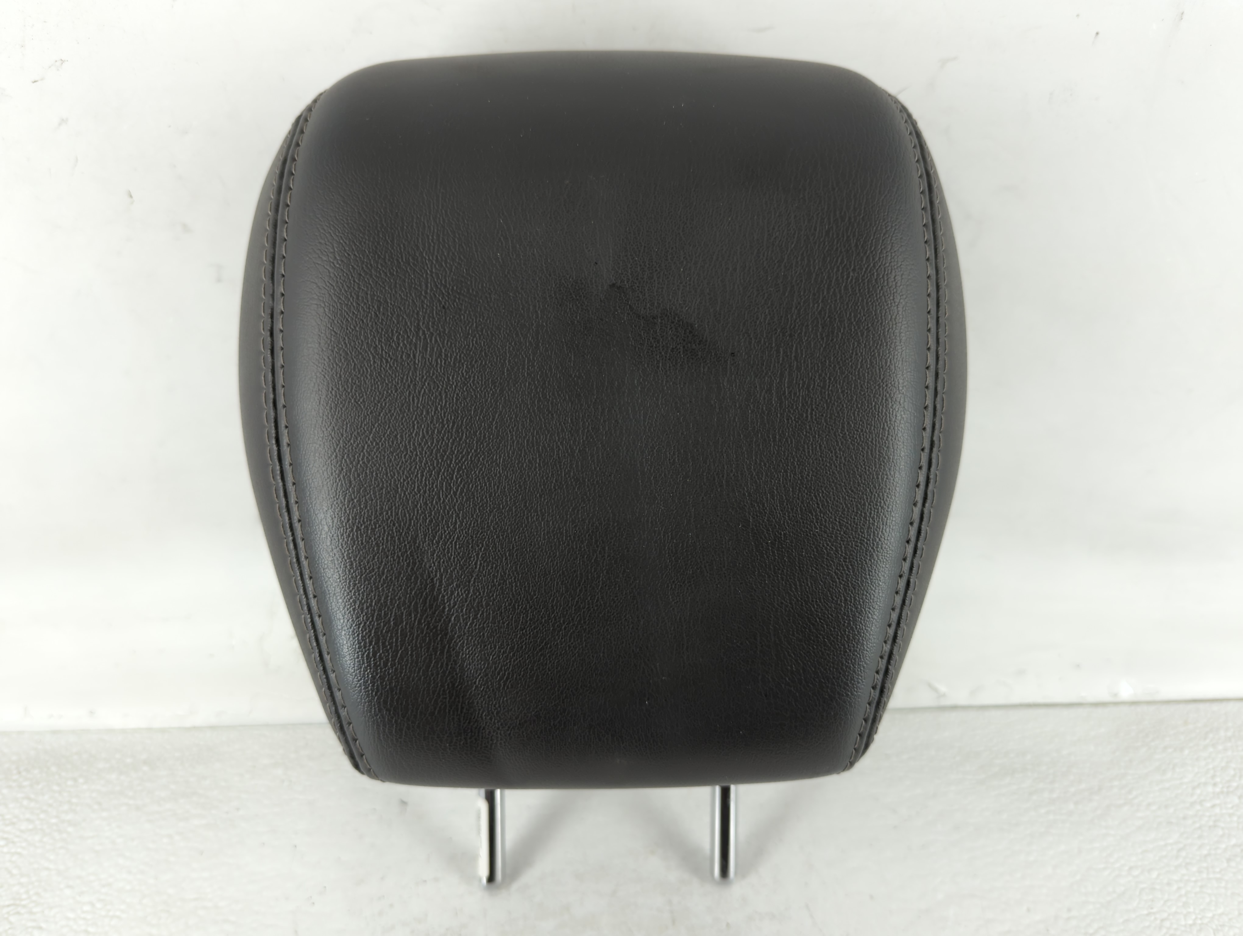 2015 Buick Enclave Headrest Head Rest Rear Seat Black 679921 - Oemusedautoparts1.com