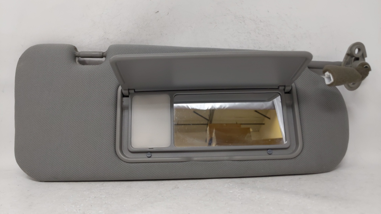 2003-2009 Kia Sorento Passenger Right Sun Visor Sunvisor Gray 67997 - Oemusedautoparts1.com
