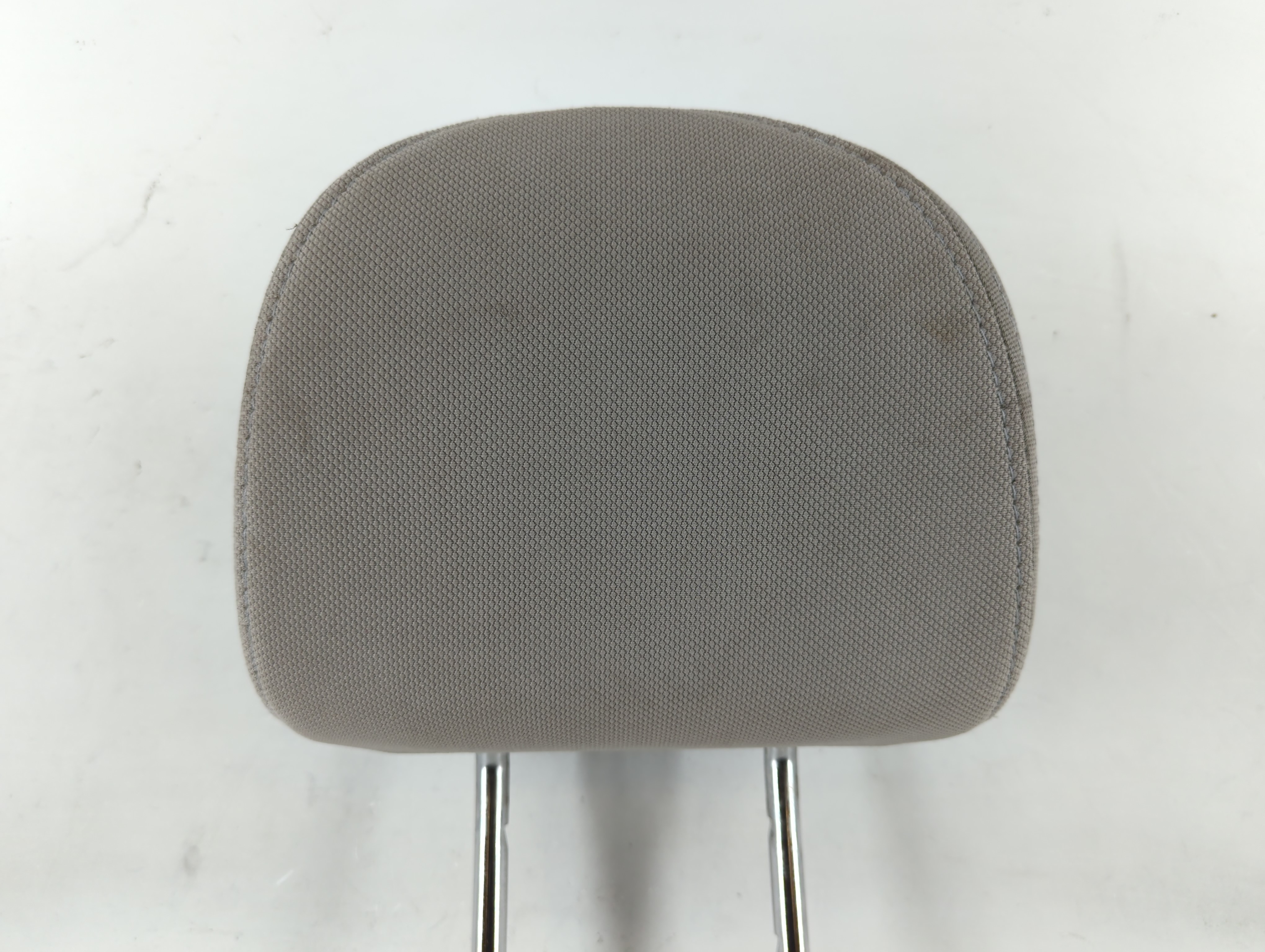 Picture of 2015 Subaru Forester Headrest Head Rest Front Driver Passenger Seat Grey 680046