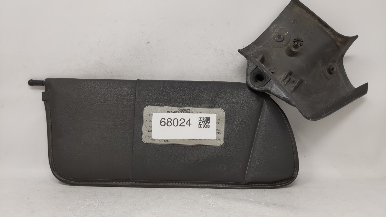 Picture of 1987 Chrysler Lebaron Passenger Sun Visor Mirror Right Sunvisor Black 68024