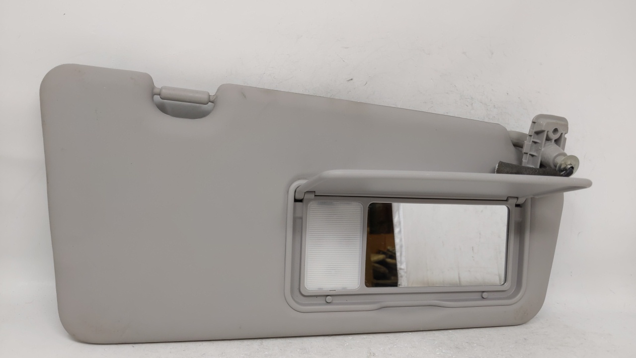 Picture of 2014 Kia Sedona Passenger Right Sun Visor Sunvisor Gray 68042