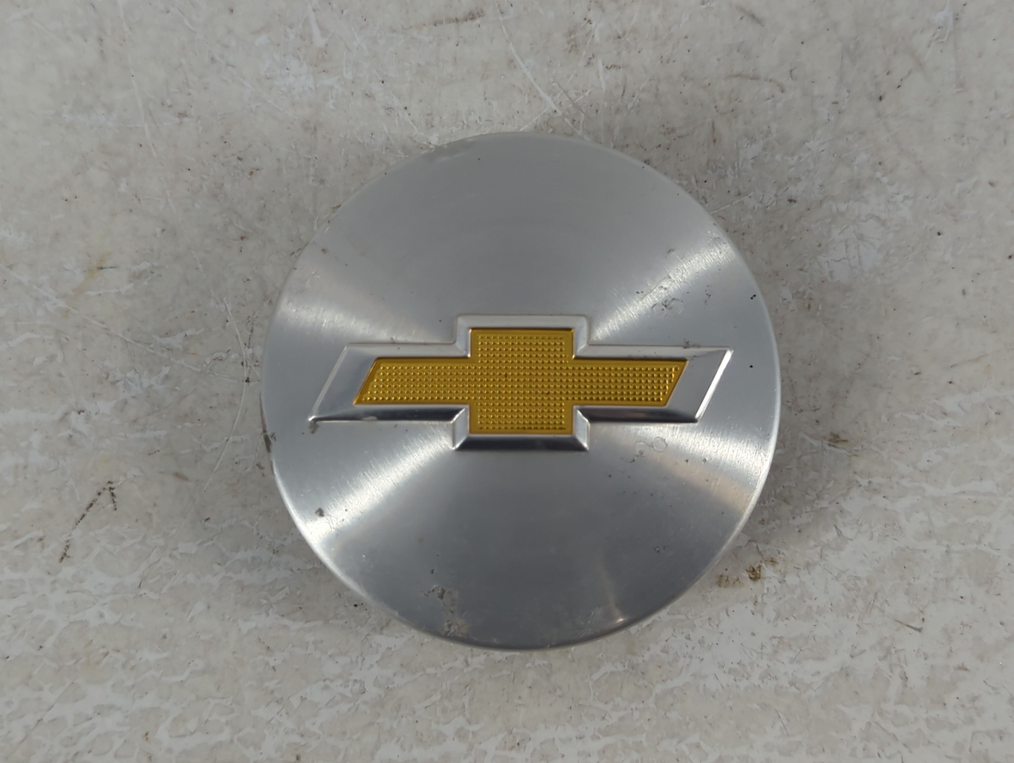 2015 Chevrolet Equinox Rim Wheel Center Cap 680436 - Oemusedautoparts1.com