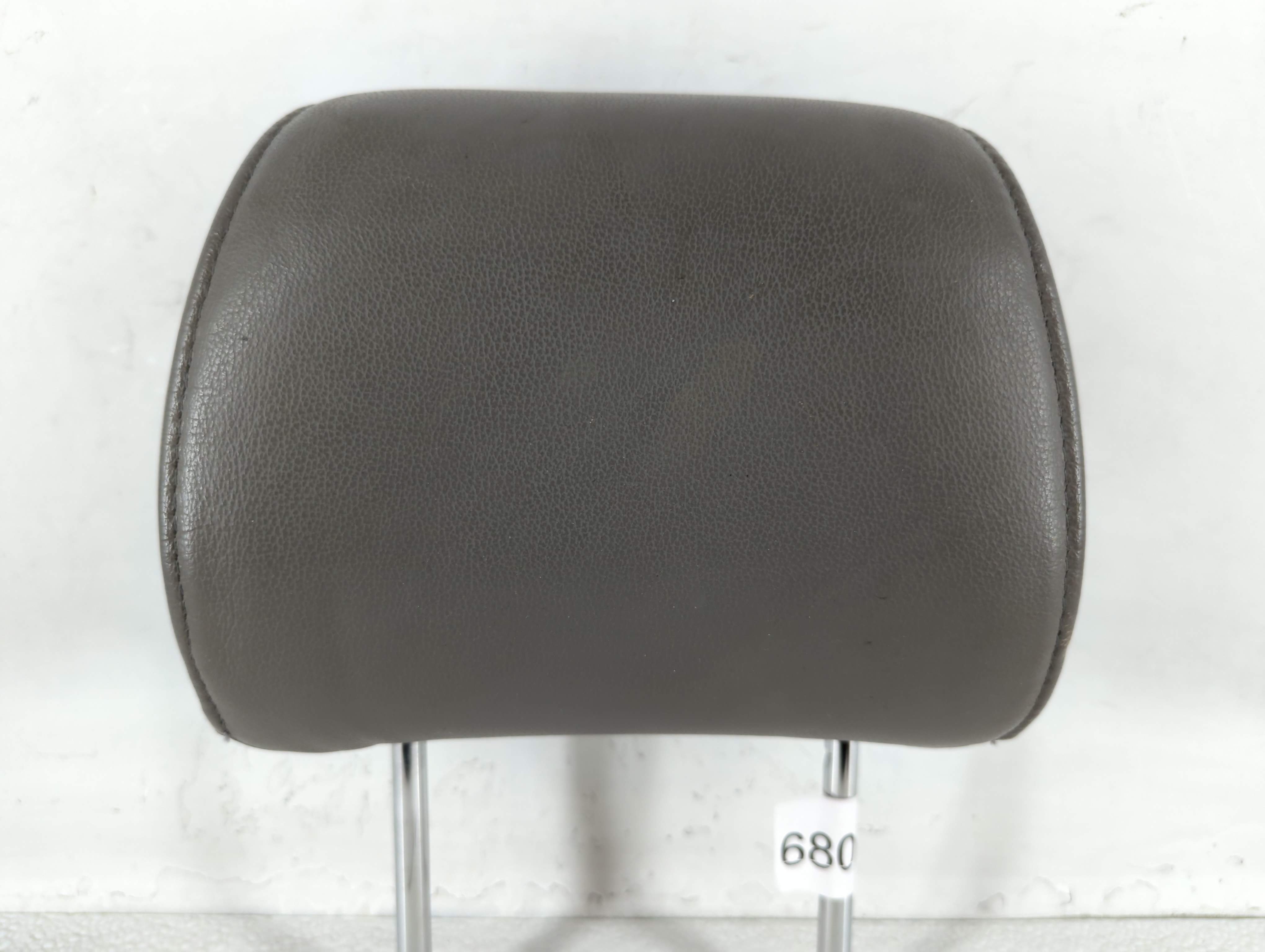 2007 Toyota Sienna Headrest Head Rest Rear Center Seat Dark Grey 680513 - Oemusedautoparts1.com