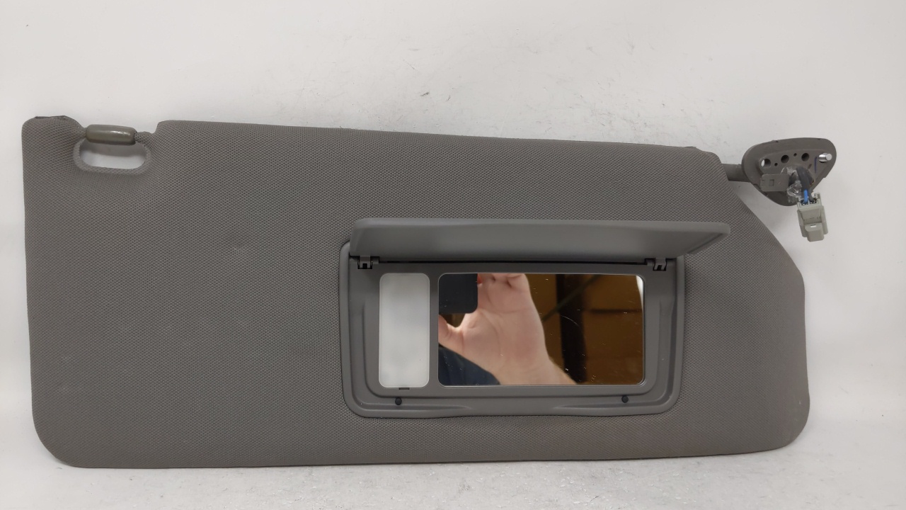 Picture of 2005-2010 Honda Odyssey Passenger Right Sun Visor Sunvisor Gray 68053