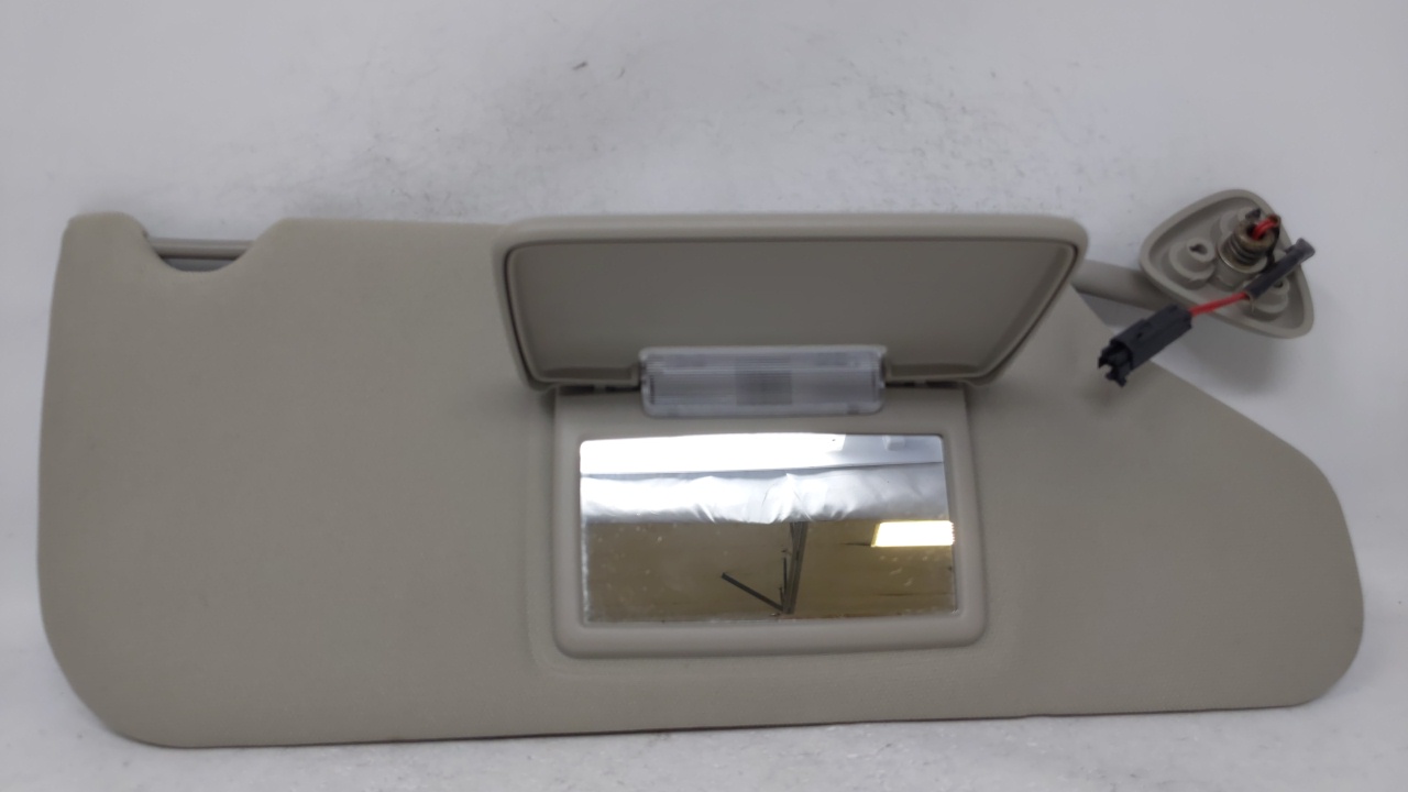 2005 Ford Freestyle Passenger Sun Visor Mirror Right Sunvisor Gray 68076 - Oemusedautoparts1.com