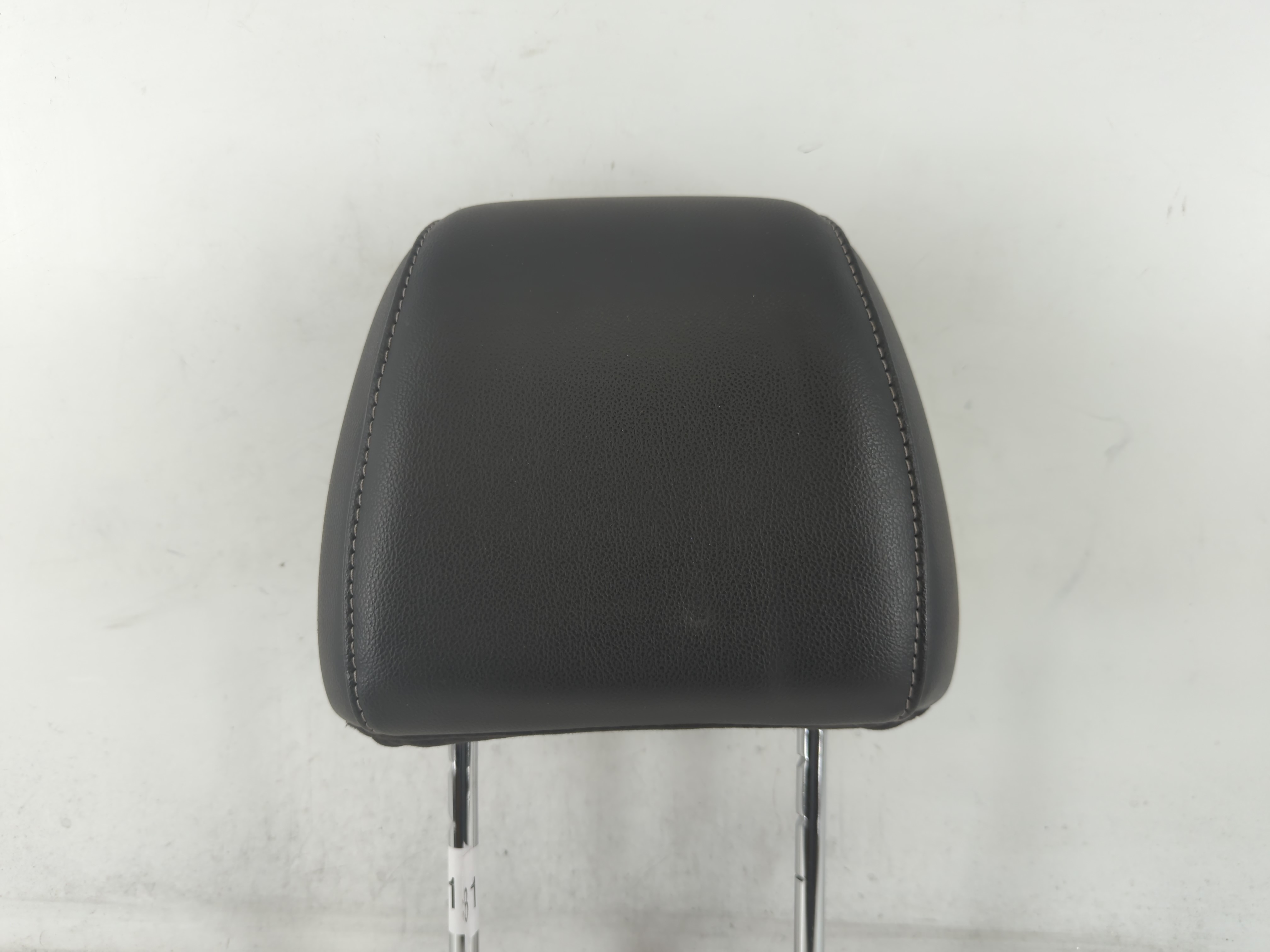2013 Ford Escape Headrest Head Rest Front Driver Passenger Seat Black 681061 - Oemusedautoparts1.com