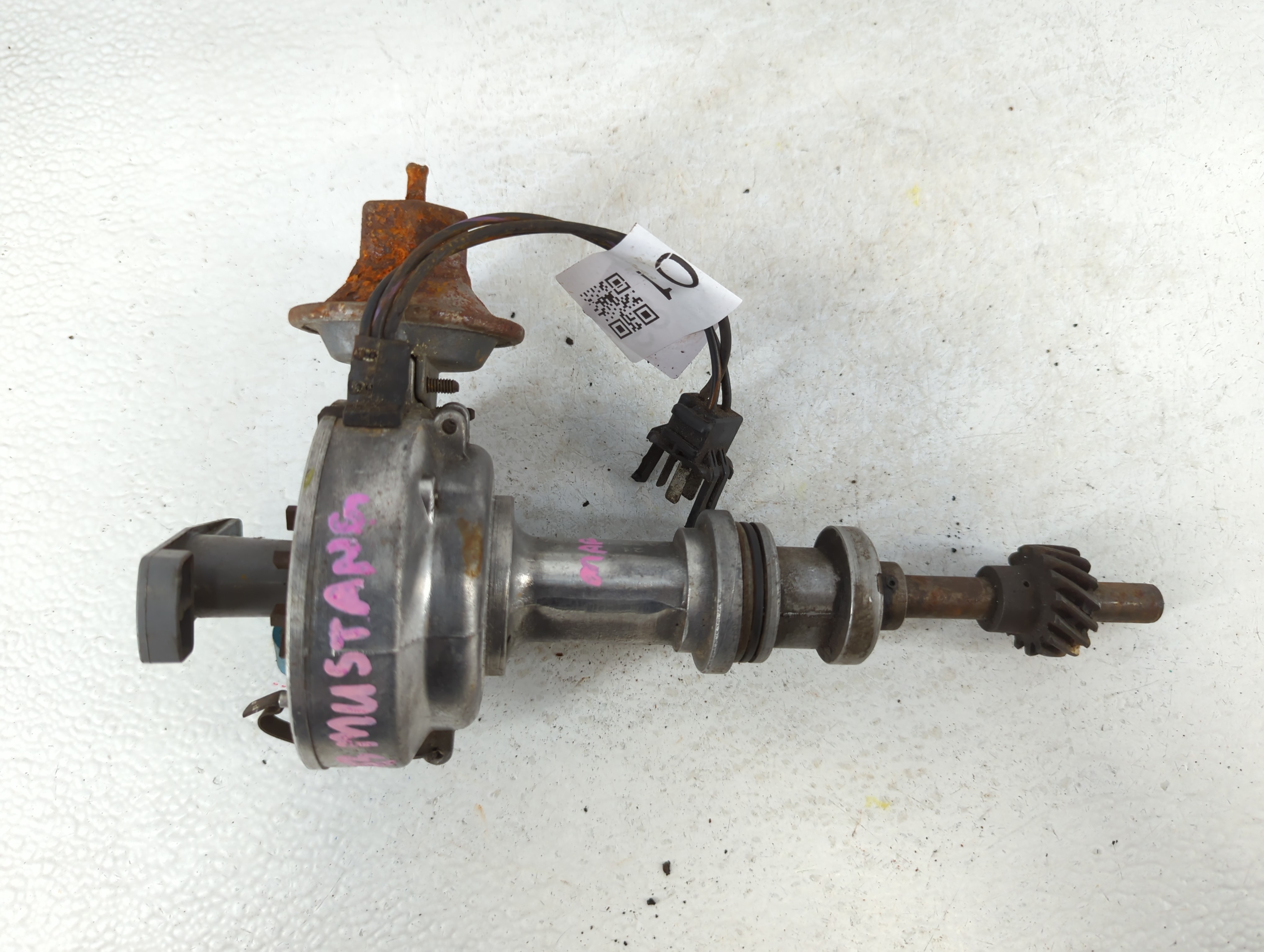 Picture of 1973 Ford Mustang Engine Ignition Distributor Oem 681301