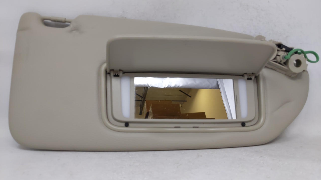 2001 Volvo S60 Passenger Sun Visor Mirror Right Sunvisor Tan 68134 - Oemusedautoparts1.com