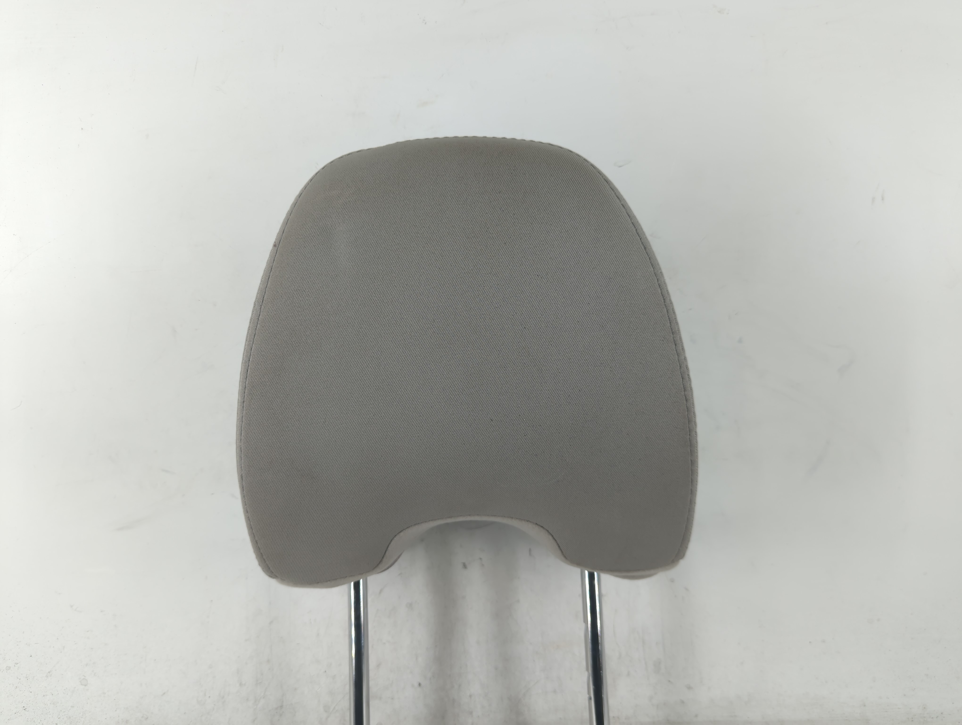 2013 Subaru Forester Headrest Head Rest Front Driver Passenger Seat Grey 681575 - Oemusedautoparts1.com