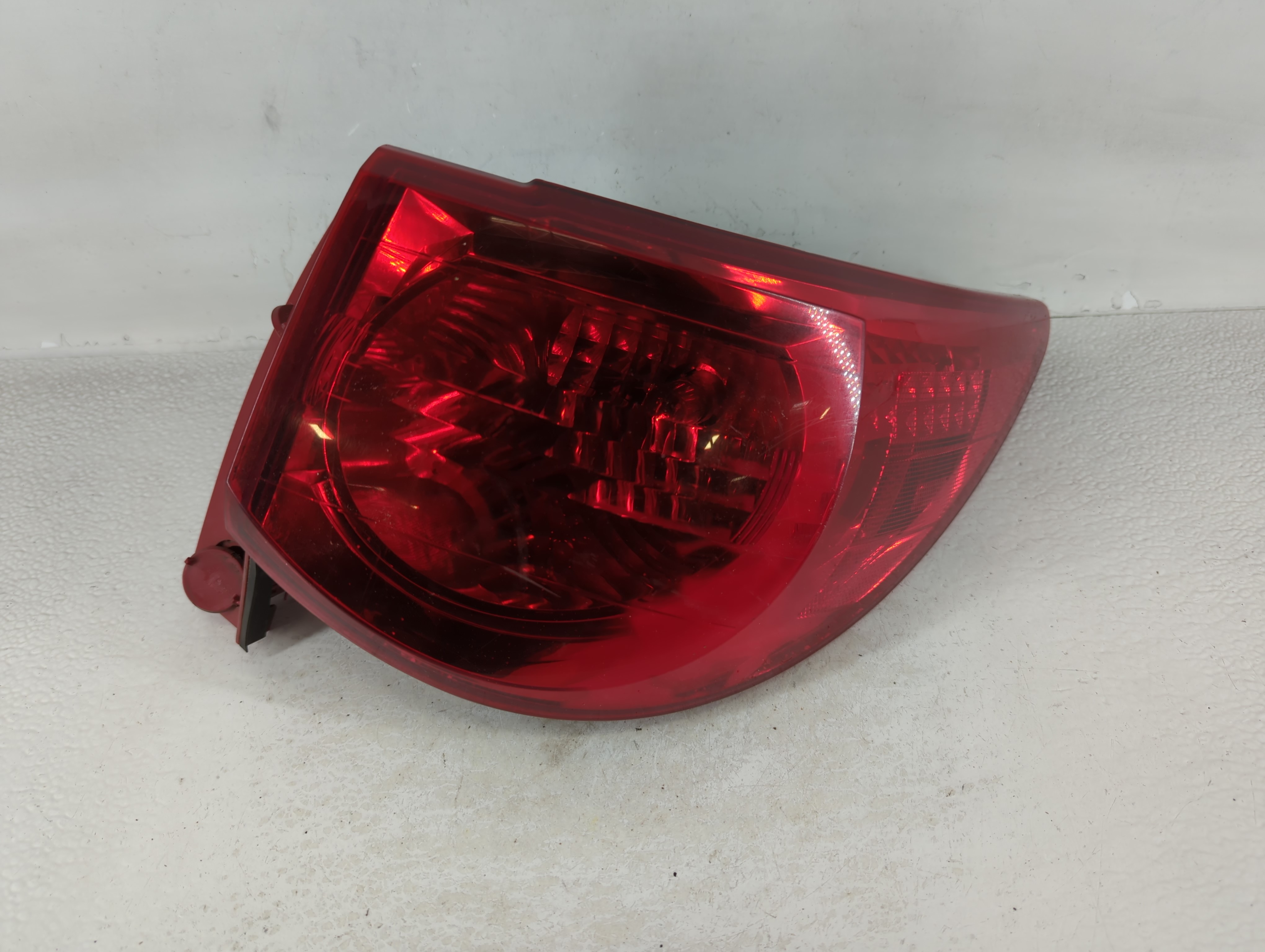 2012 Chevrolet Traverse Passenger Right Side Tail Light Taillight Oem 681680 - Oemusedautoparts1.com