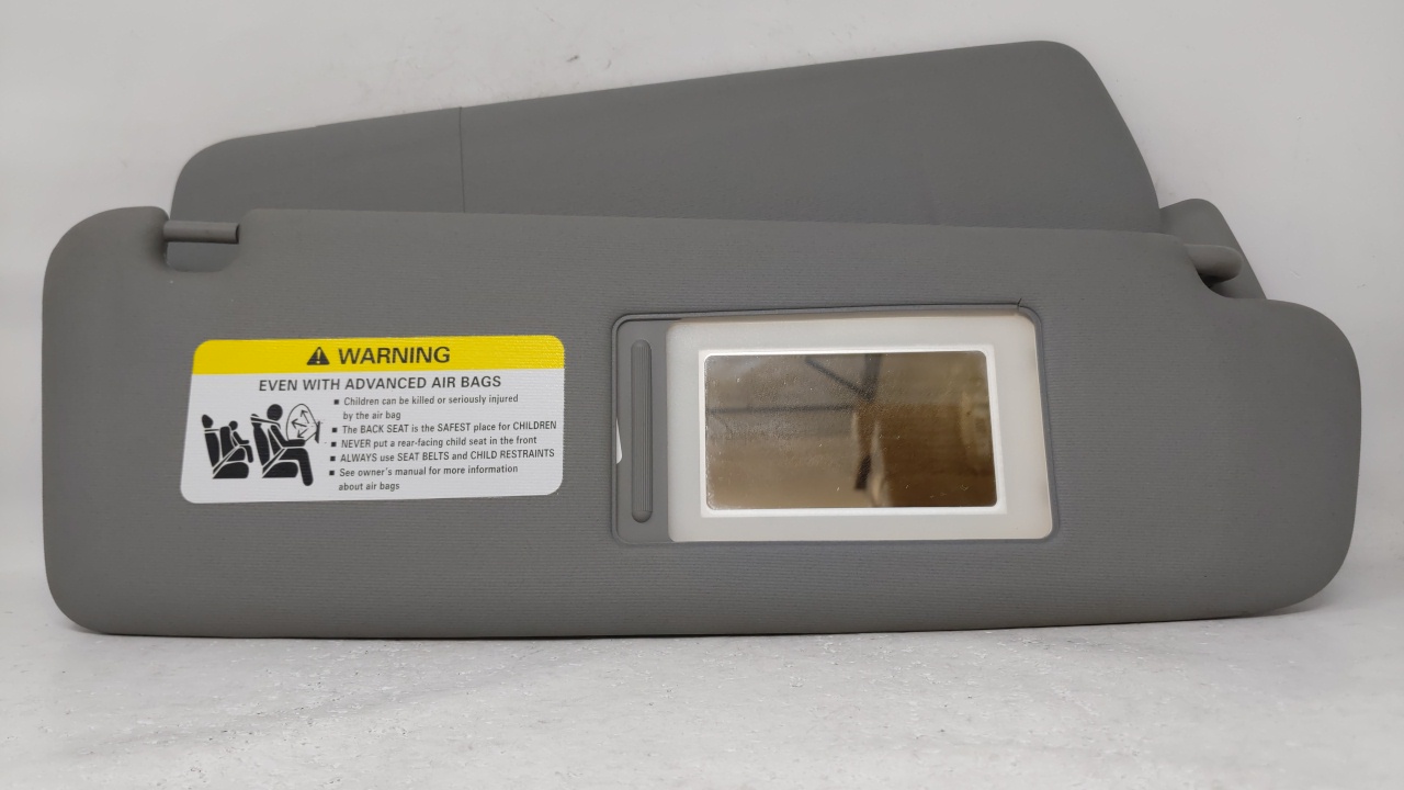 2004-2010 Volkswagen Touareg Passenger Right Sun Visor Sunvisor Gray 68168 - Oemusedautoparts1.com