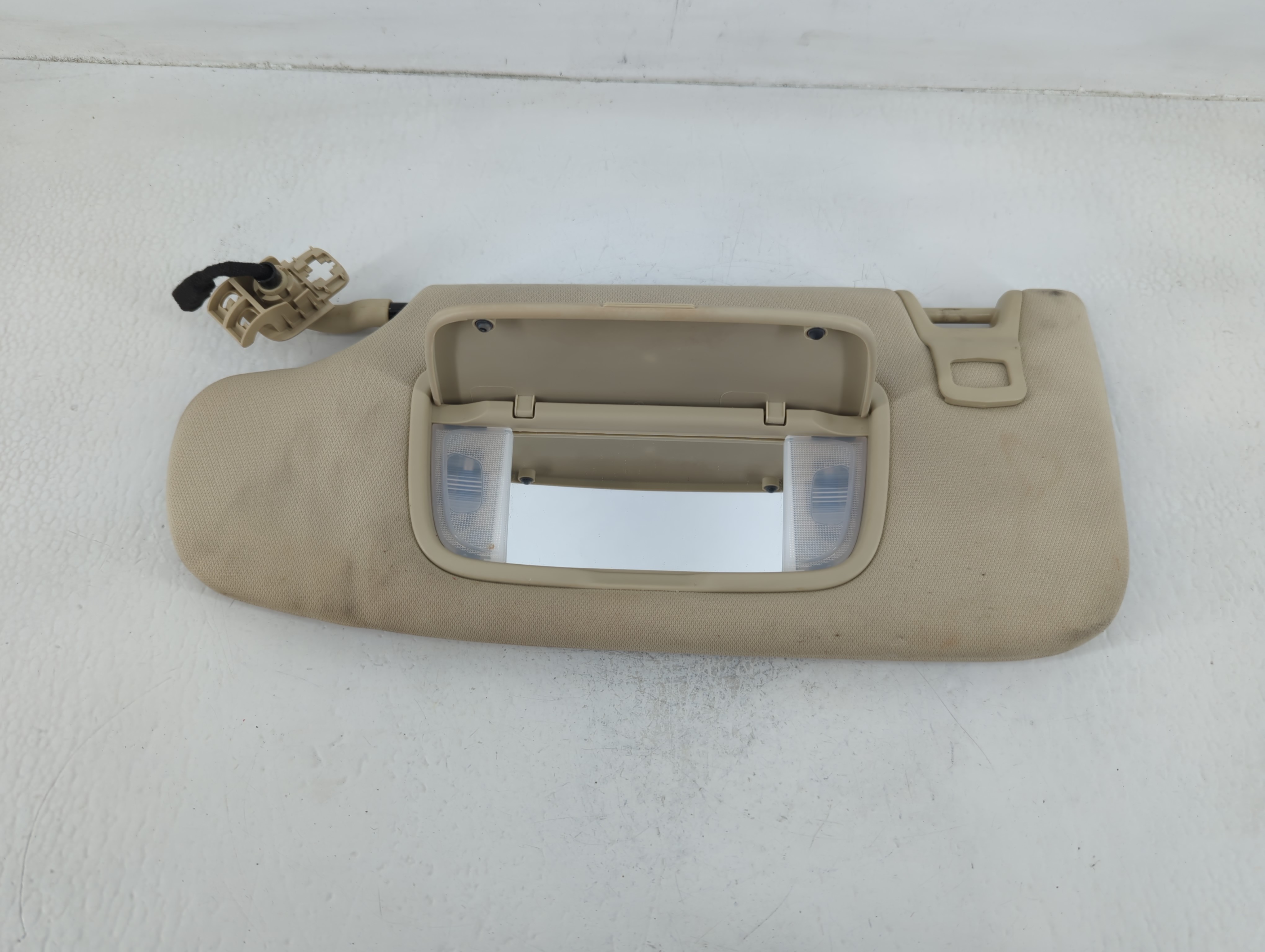 2013-2014 Lincoln Mkz Driver Sun Visor Mirror Left Sunvisor Beige 681771 - Oemusedautoparts1.com