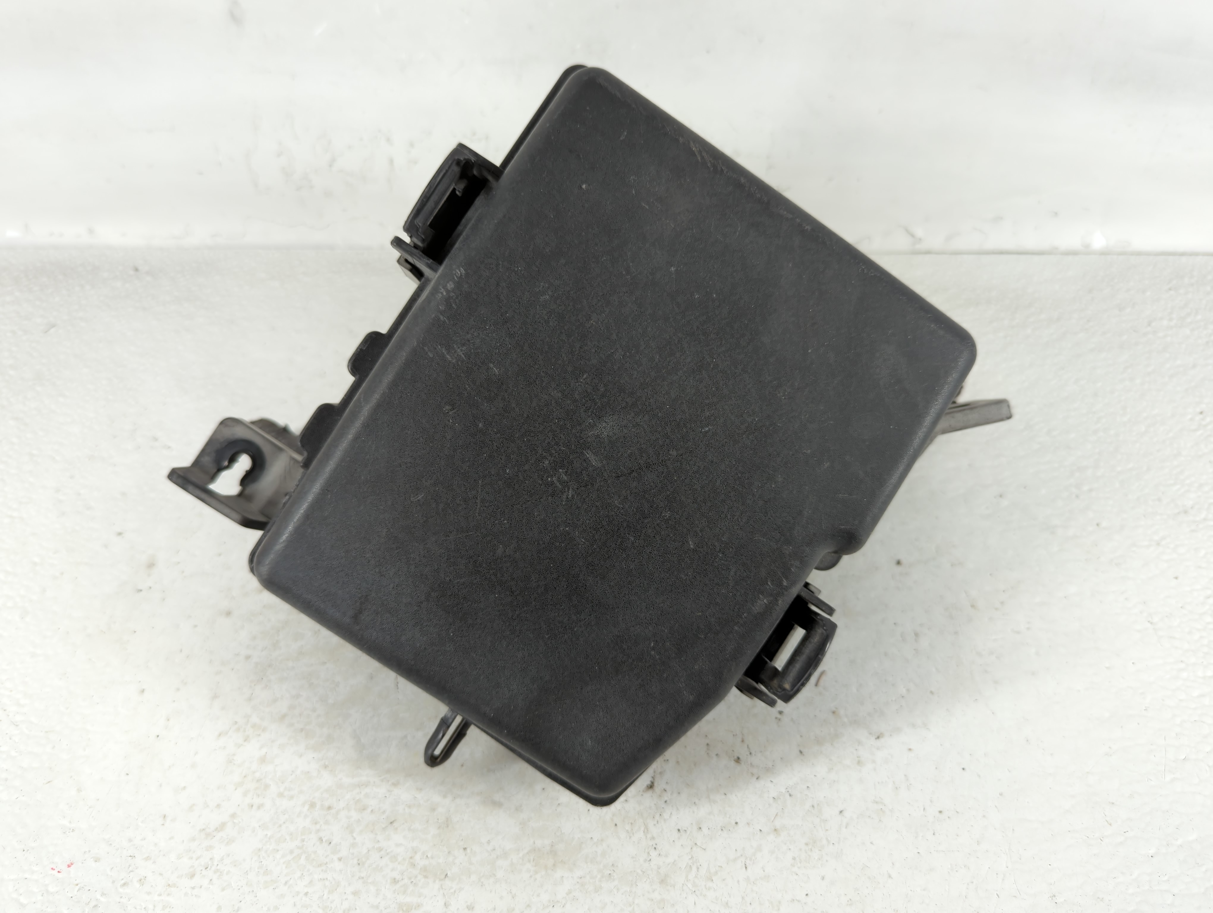 Picture of 2011-2013 Kia Optima Fusebox Fuse Box Relay Module 91950-2t860 682140