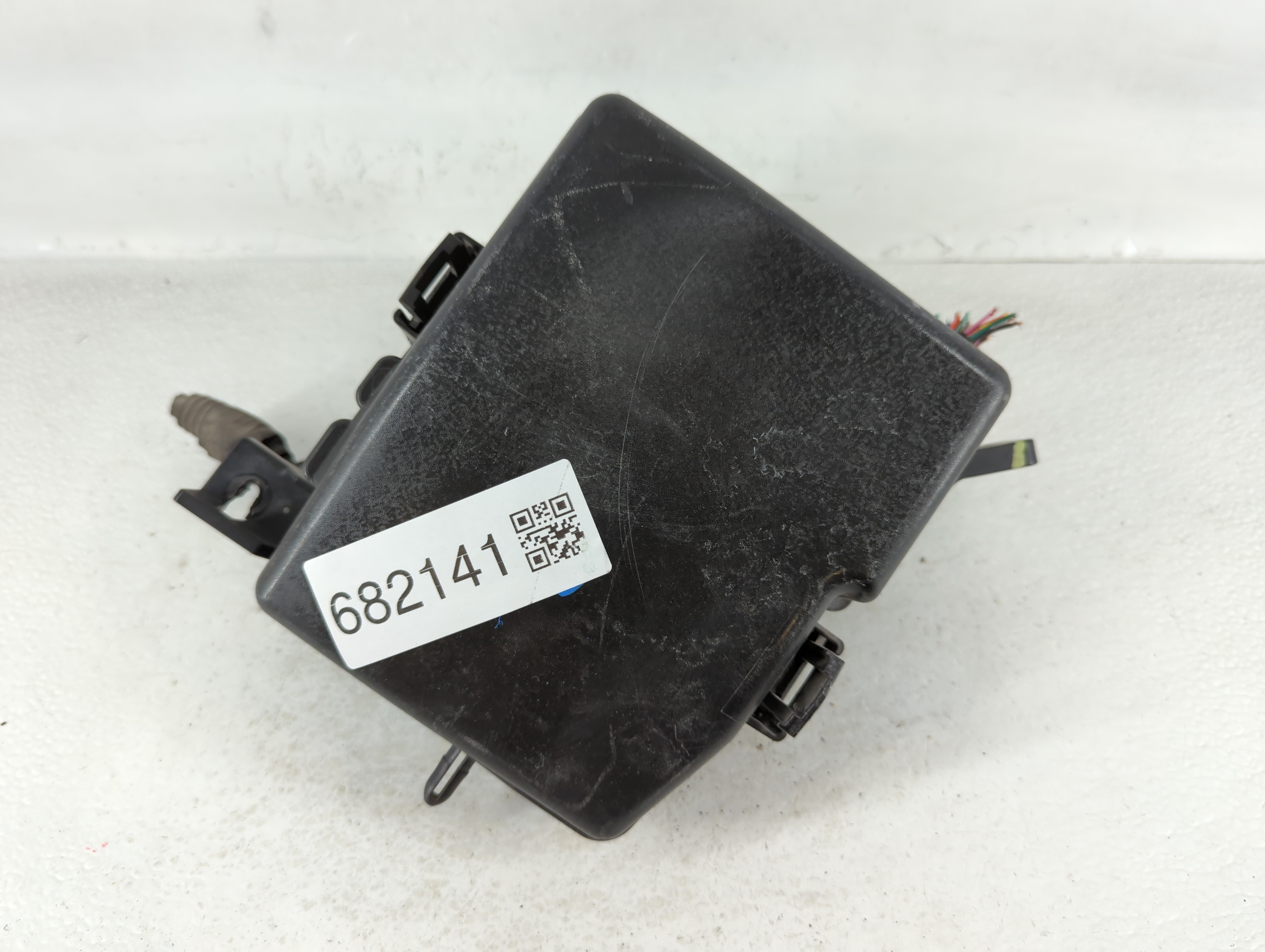 2011-2014 Hyundai Sonata Fusebox Fuse Box Relay Module 91950-3s711 682141 - Oemusedautoparts1.com