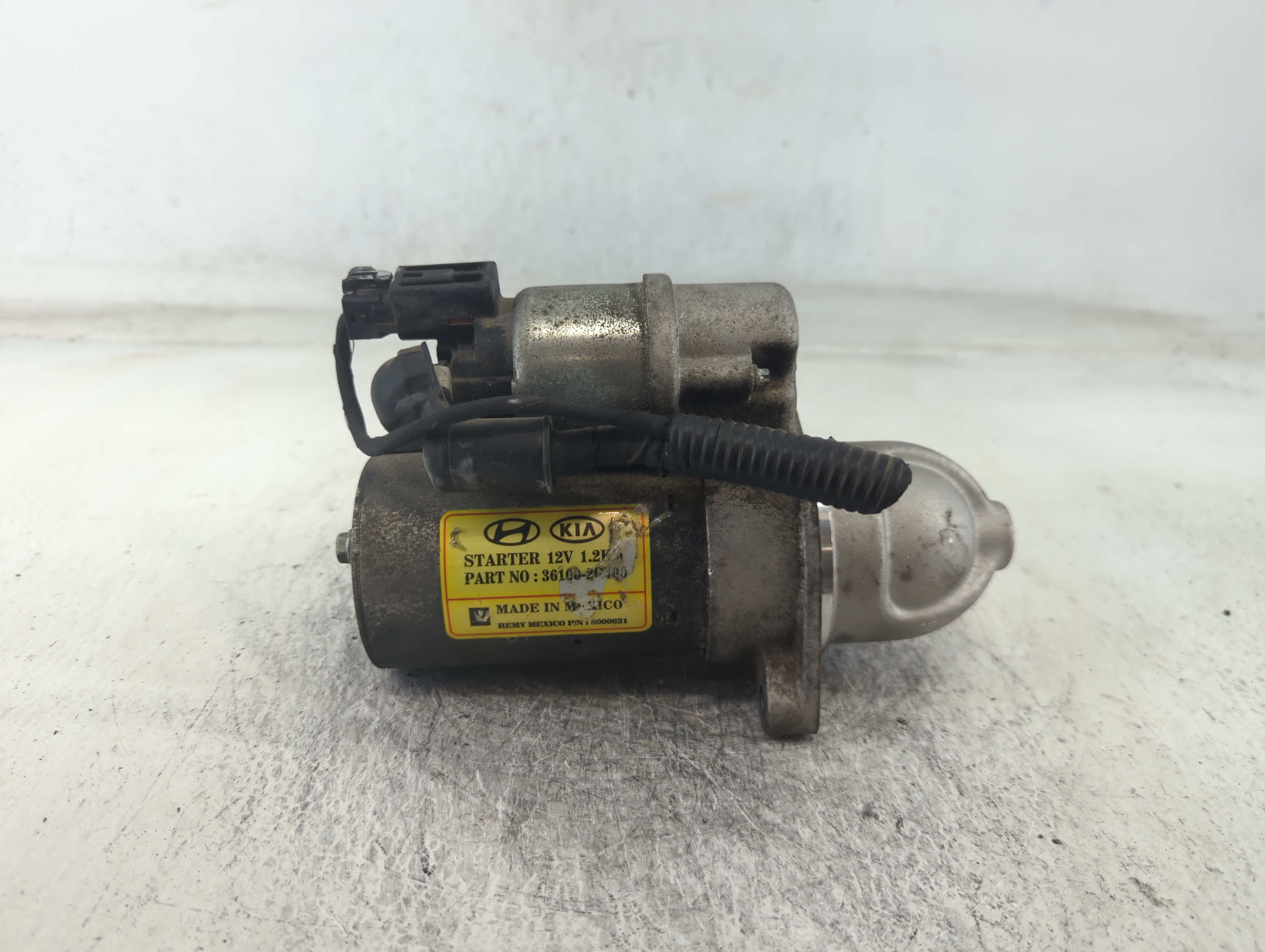 Picture of 2008-2014 Hyundai Sonata Car Starter Motor Solenoid Oem 682454