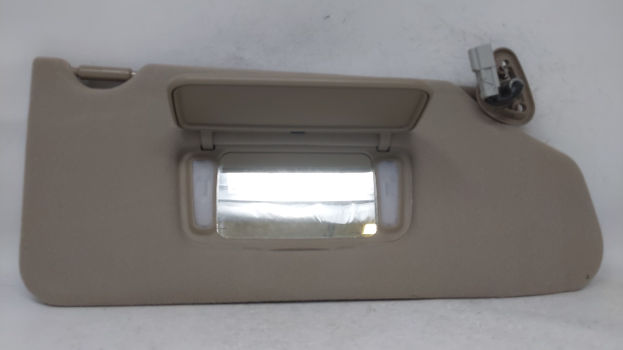 Picture of 1998-2002 Honda Accord Passenger Right Sun Visor Sunvisor Tan 68262