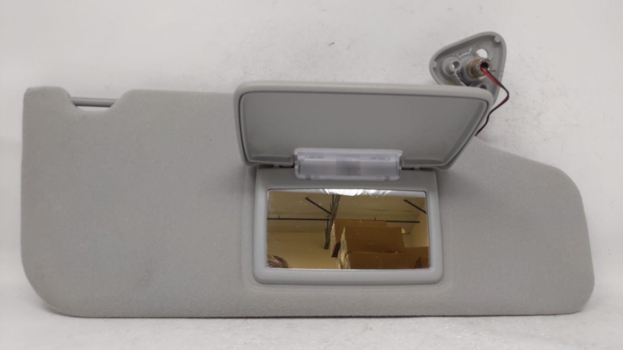 2005-2007 Ford Five Hundred Passenger Right Sun Visor Sunvisor Gray 68289 - Oemusedautoparts1.com