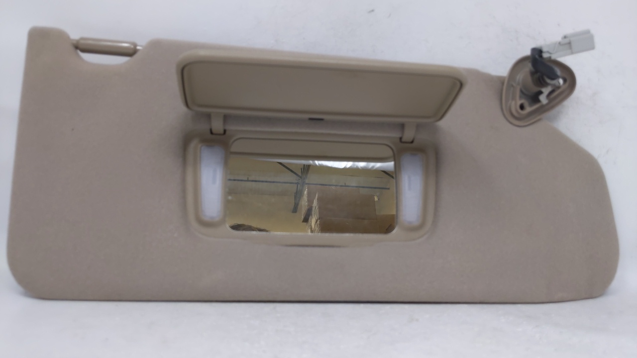 Picture of 1998-2002 Honda Accord Passenger Right Sun Visor Sunvisor Tan 68290