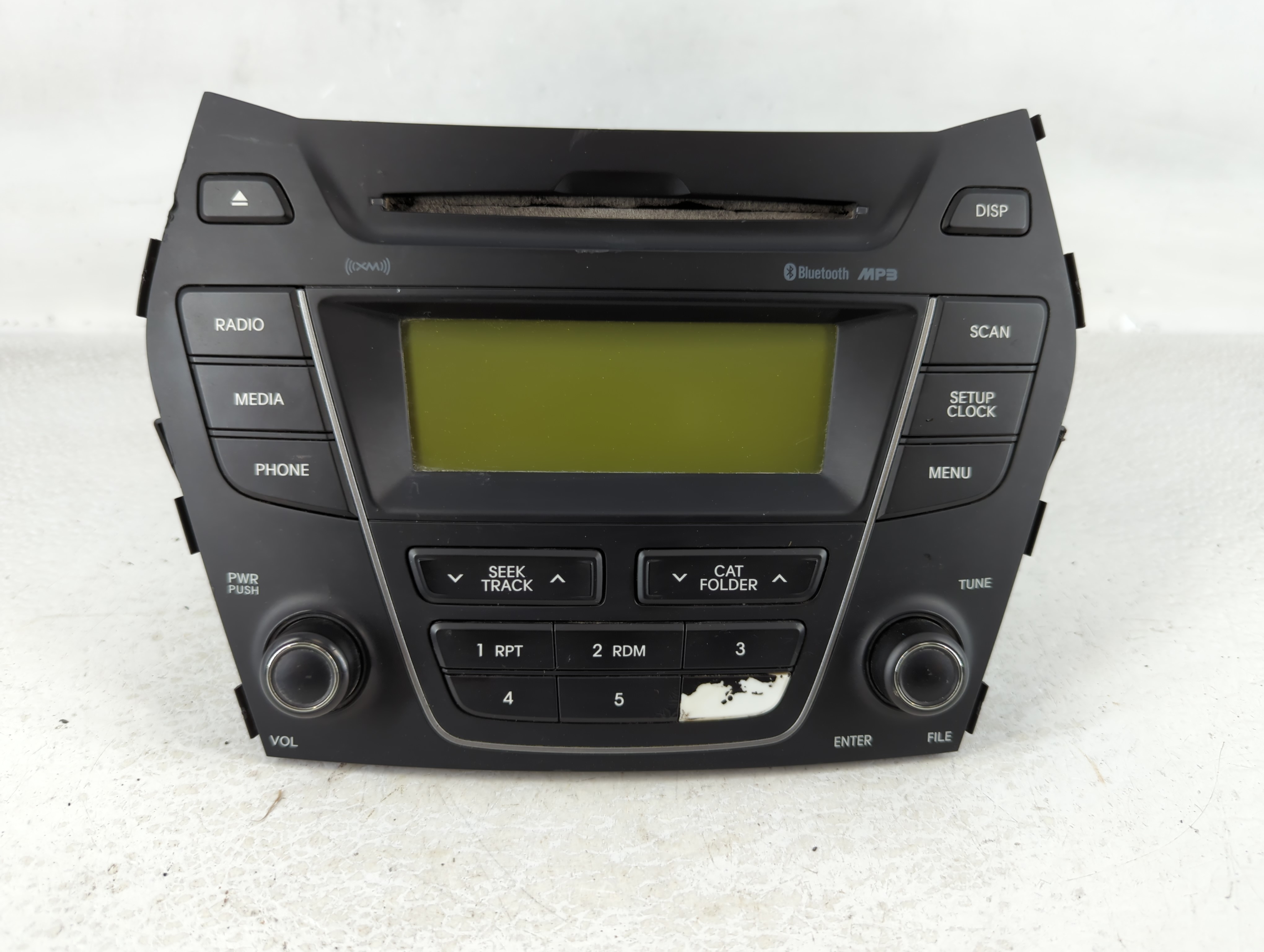 2013-2016 Hyundai Santa Fe Am Fm Cd Player Radio Receiver 683199 - Oemusedautoparts1.com