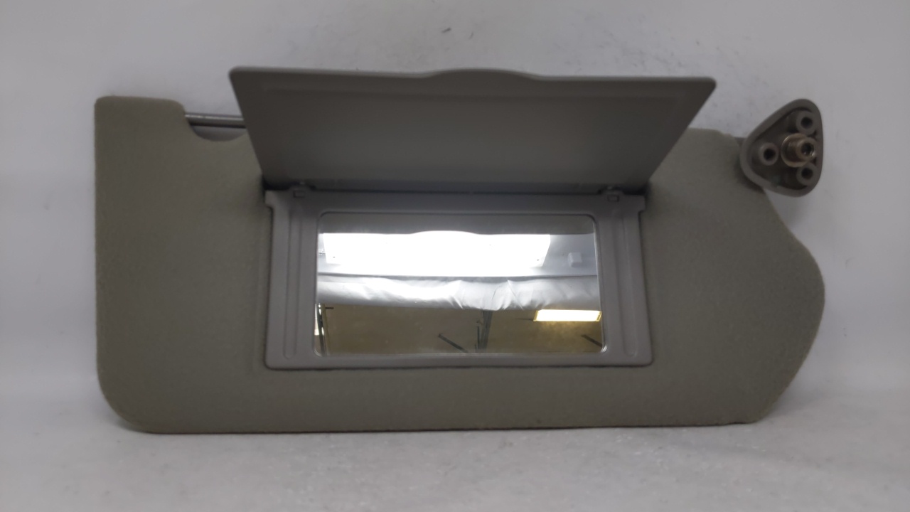 2000-2005 Chevrolet Impala Passenger Right Sun Visor Sunvisor Gray 68319 - Oemusedautoparts1.com