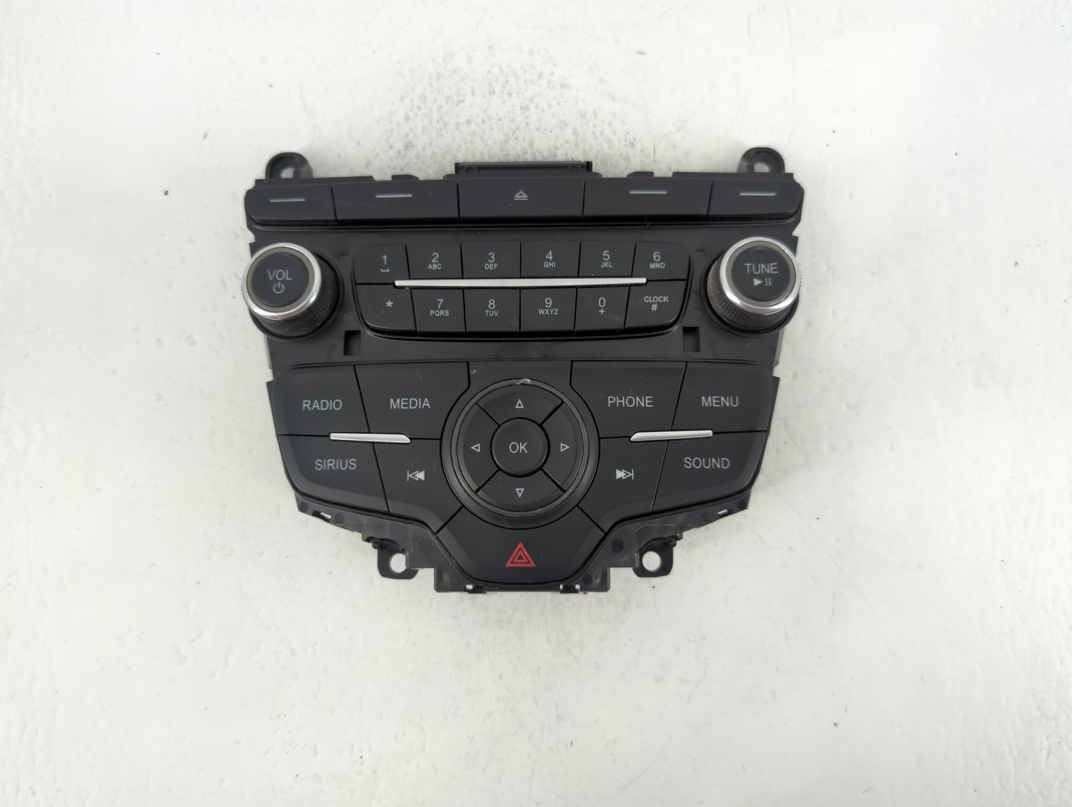 2015-2018 Ford Focus Am Fm Cd Player Radio Receiver 683335 - Oemusedautoparts1.com