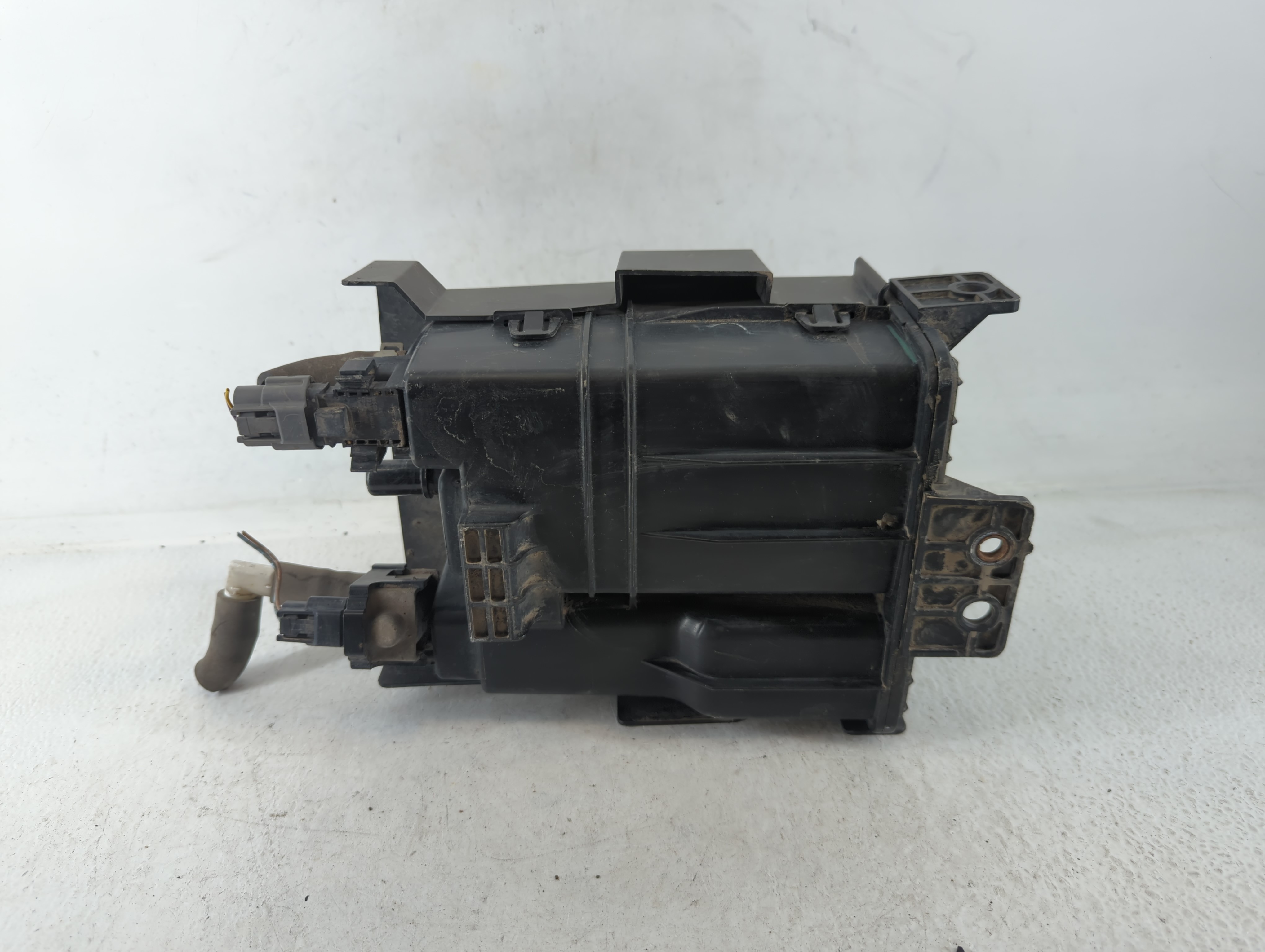 Picture of 2015 Nissan Versa Fuel Vapor Charcoal Canister 683441