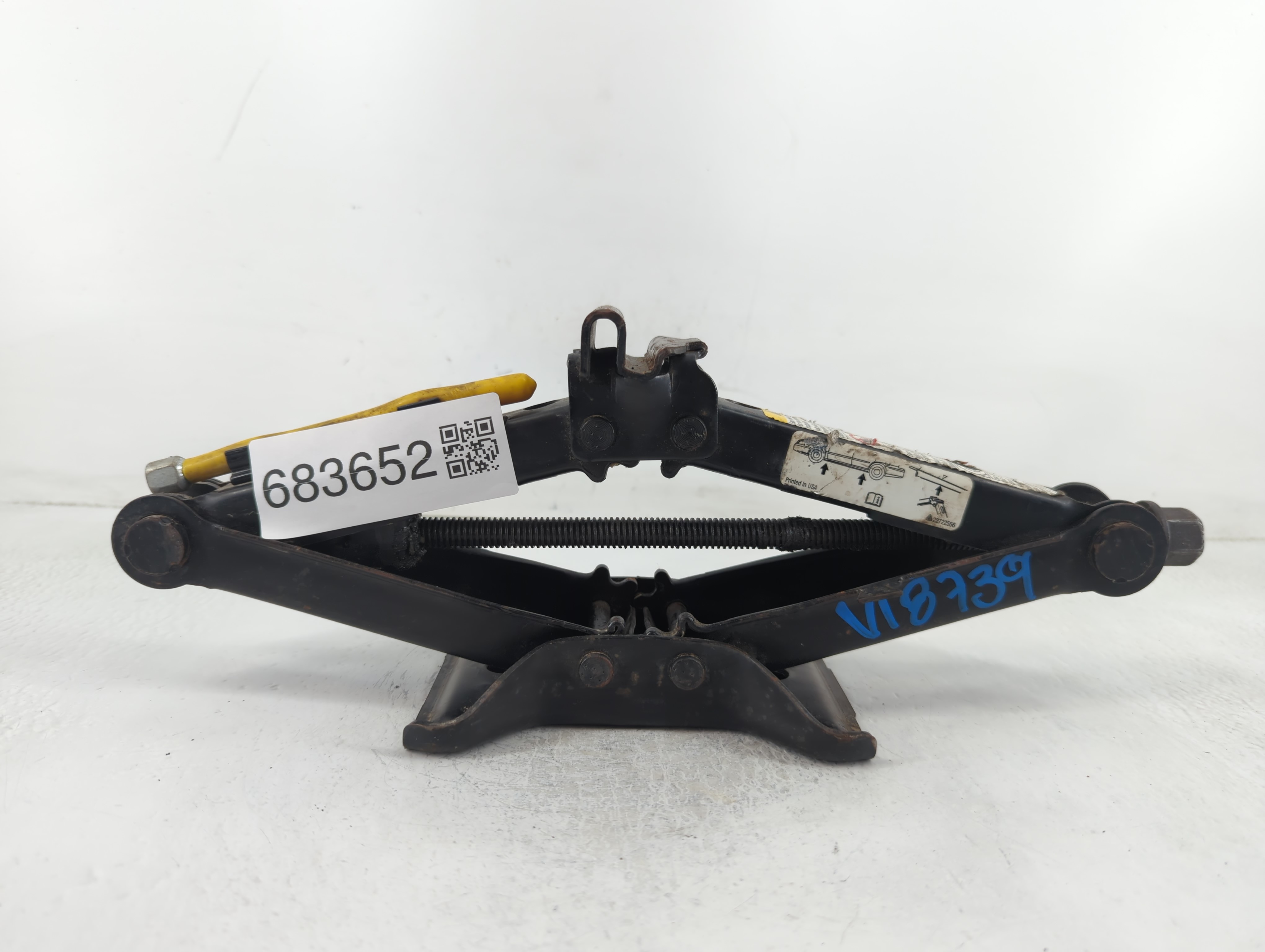 Picture of 2007 Chevrolet Cobalt Spare Scissor Car Jack 683652