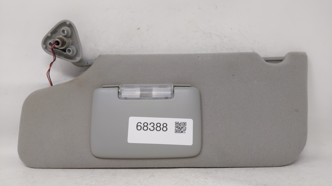 Picture of 2005-2007 Ford Freestyle Driver Left Sun Visor Sunvisor Gray 68388