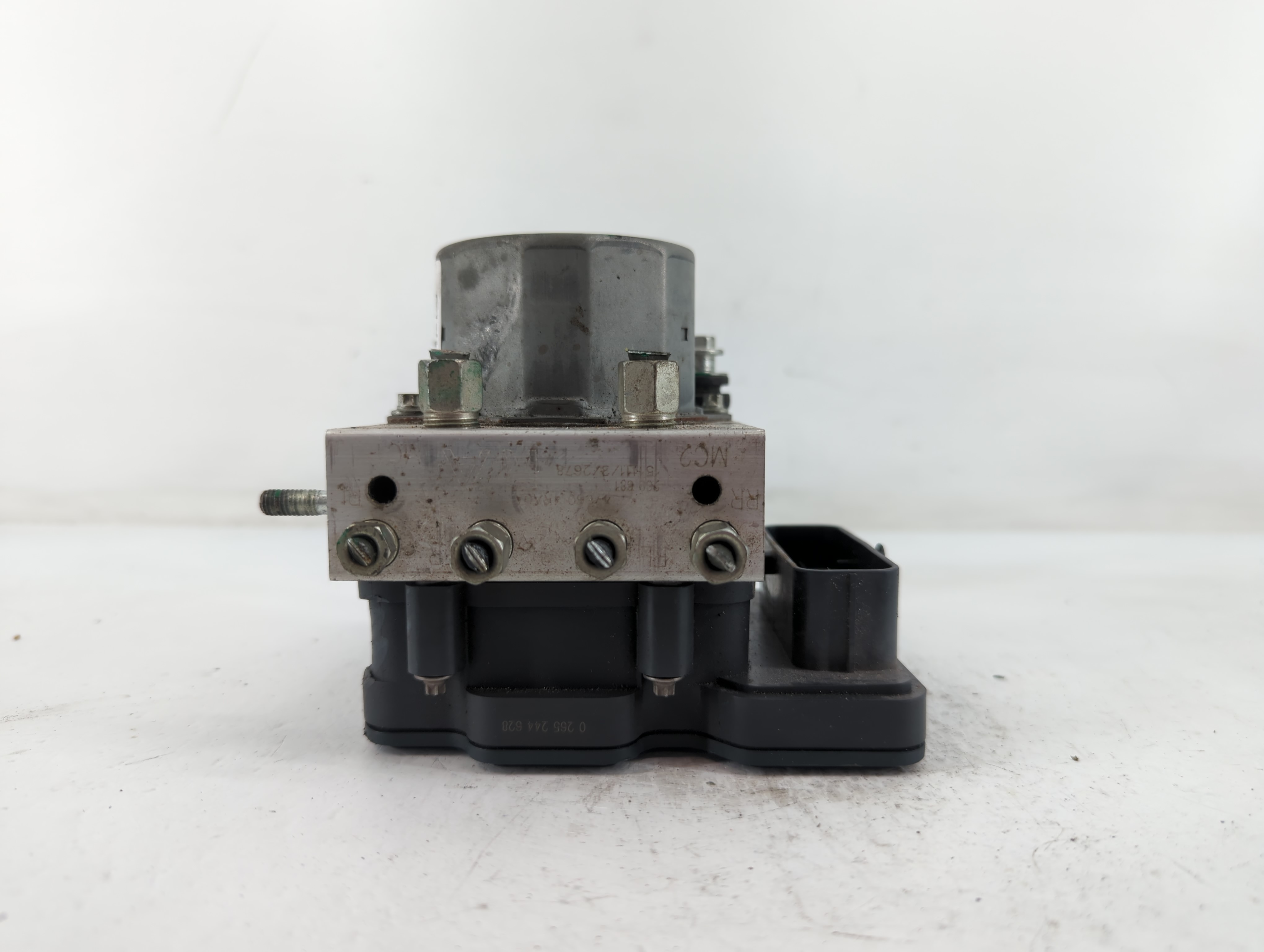 2016-2017 Nissan Maxima Abs Pump Control Module 684753 - Oemusedautoparts1.com