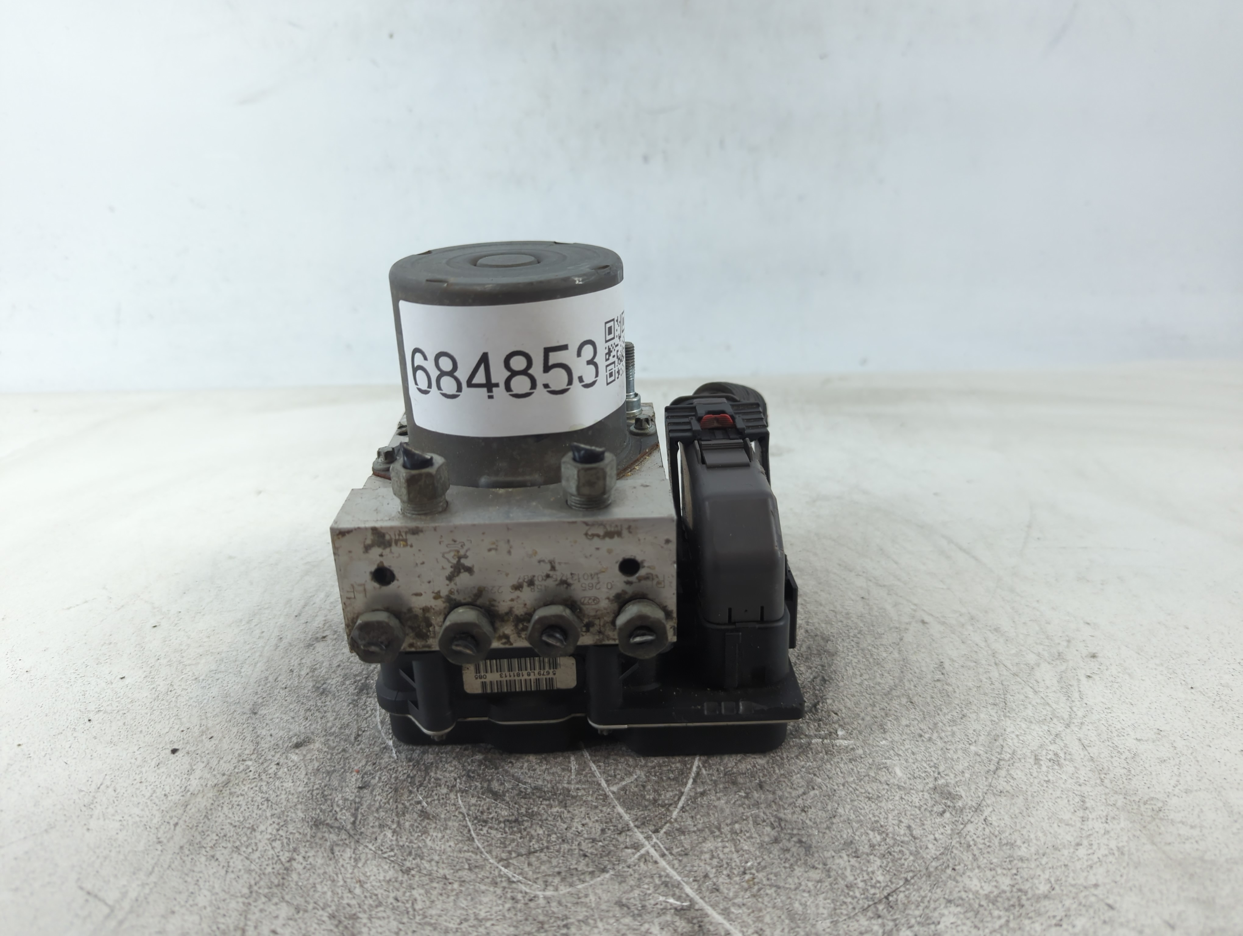 2012-2017 Gmc Acadia Abs Pump Control Module 684853 - Oemusedautoparts1.com