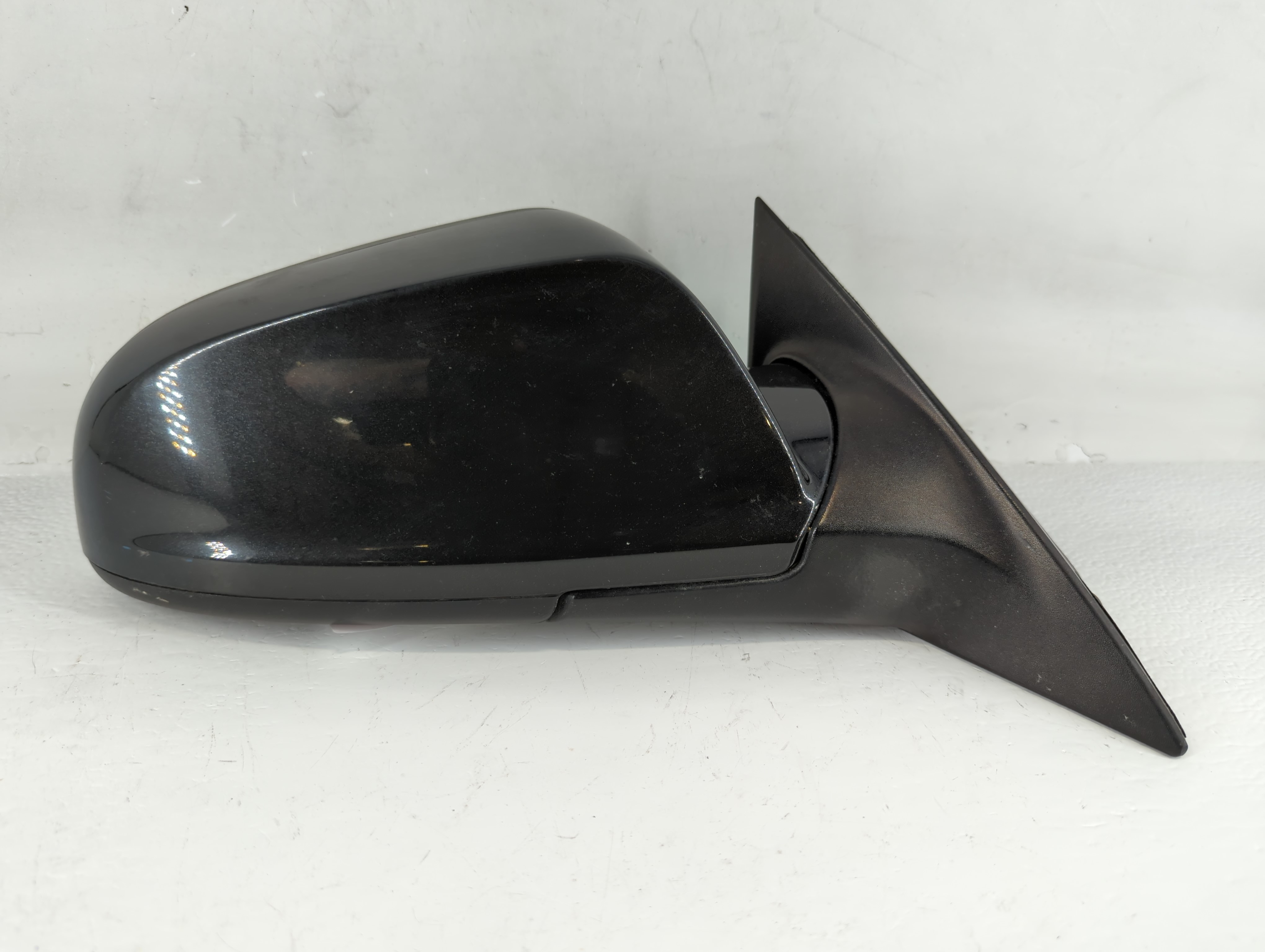 2008-2012 Chevrolet Malibu Passenger Right Side View Power Door Mirror 685366 - Oemusedautoparts1.com