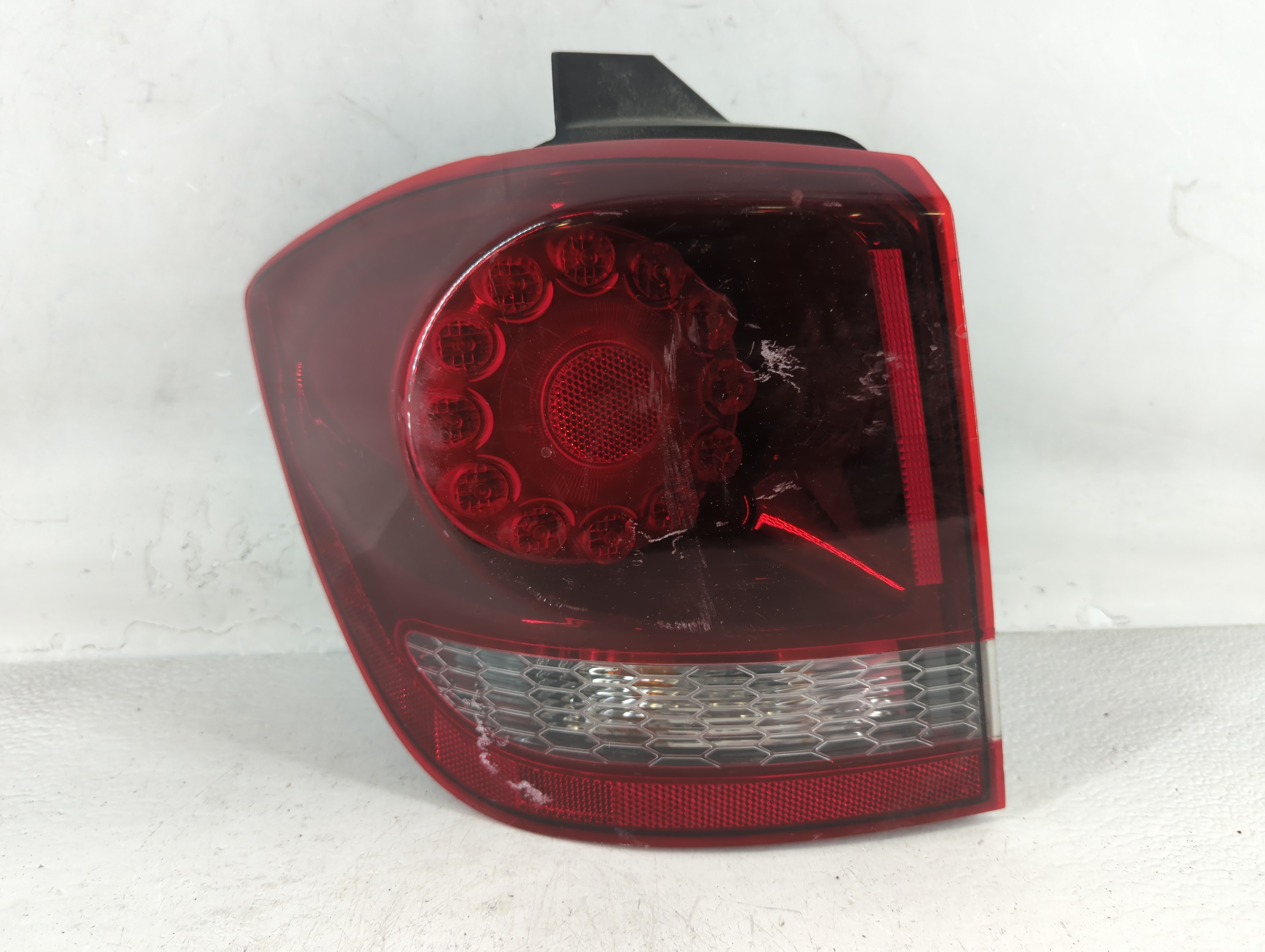 2017 Dodge Journey Driver Left Side Tail Light Taillight Oem 685736 - Oemusedautoparts1.com