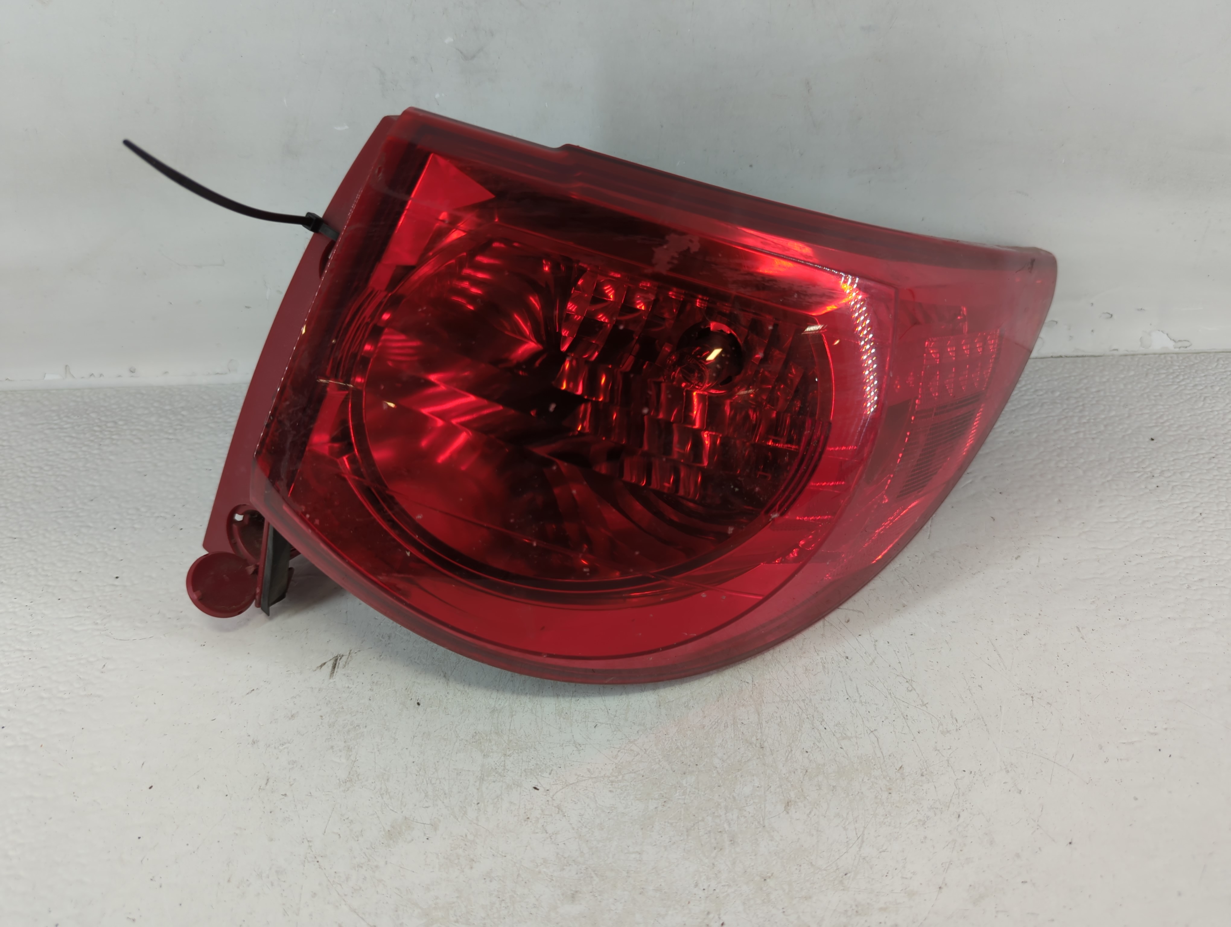 2011 Chevrolet Traverse Passenger Right Side Tail Light Taillight Oem 685742 - Oemusedautoparts1.com