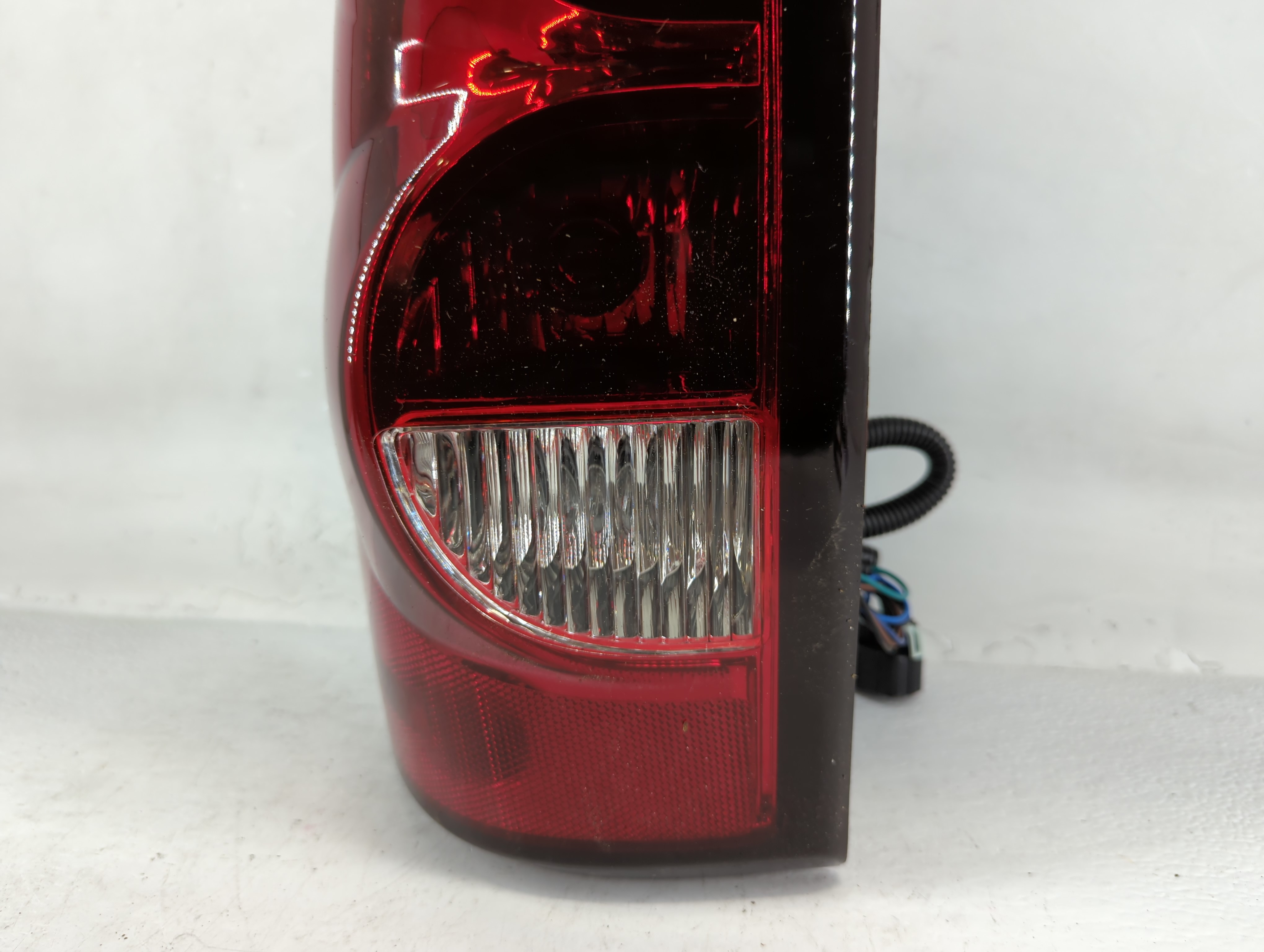 Picture of 2015-2015 Nissan Murano Passenger Right Side Tail Light Taillight Oem 686148