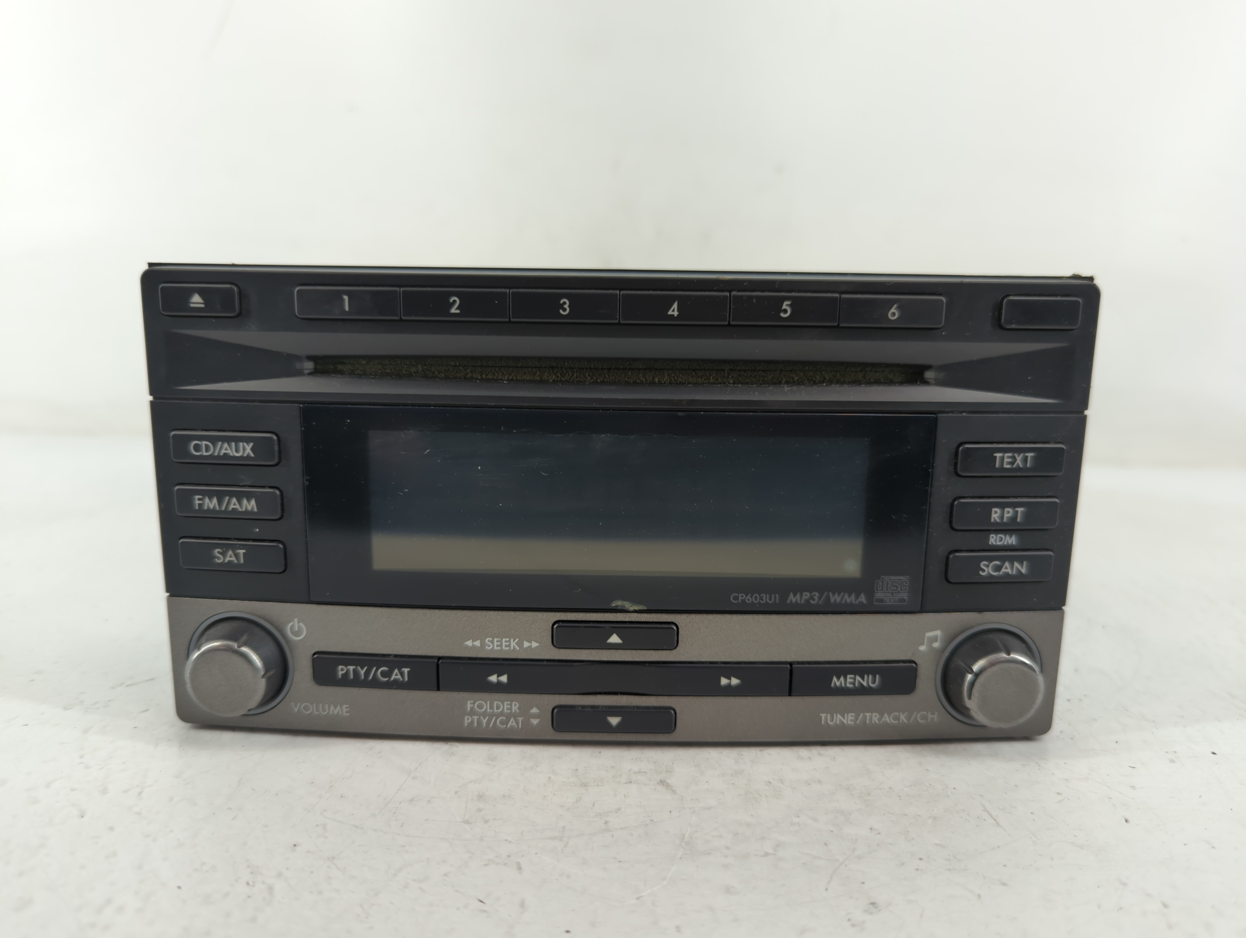 2009 Kia Forte Am Fm Cd Player Radio Receiver 686790 - Oemusedautoparts1.com