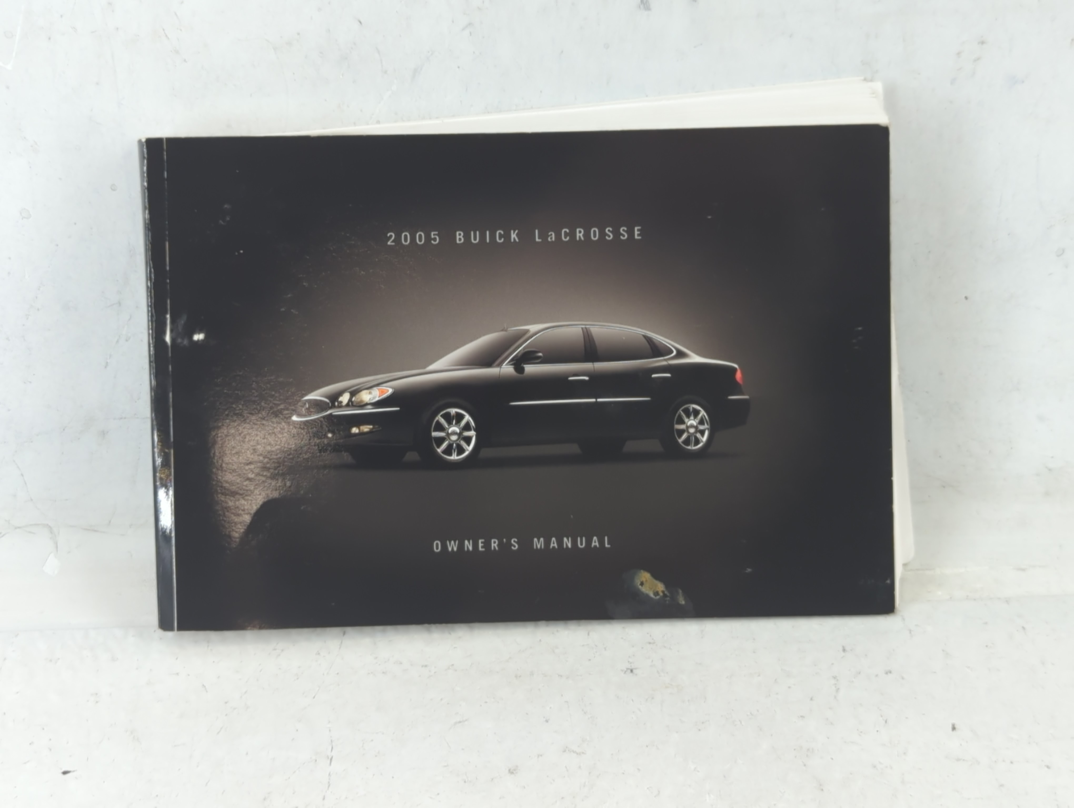 Picture of 2005 Buick Lacrosse Owners Manual Book Guide 686924