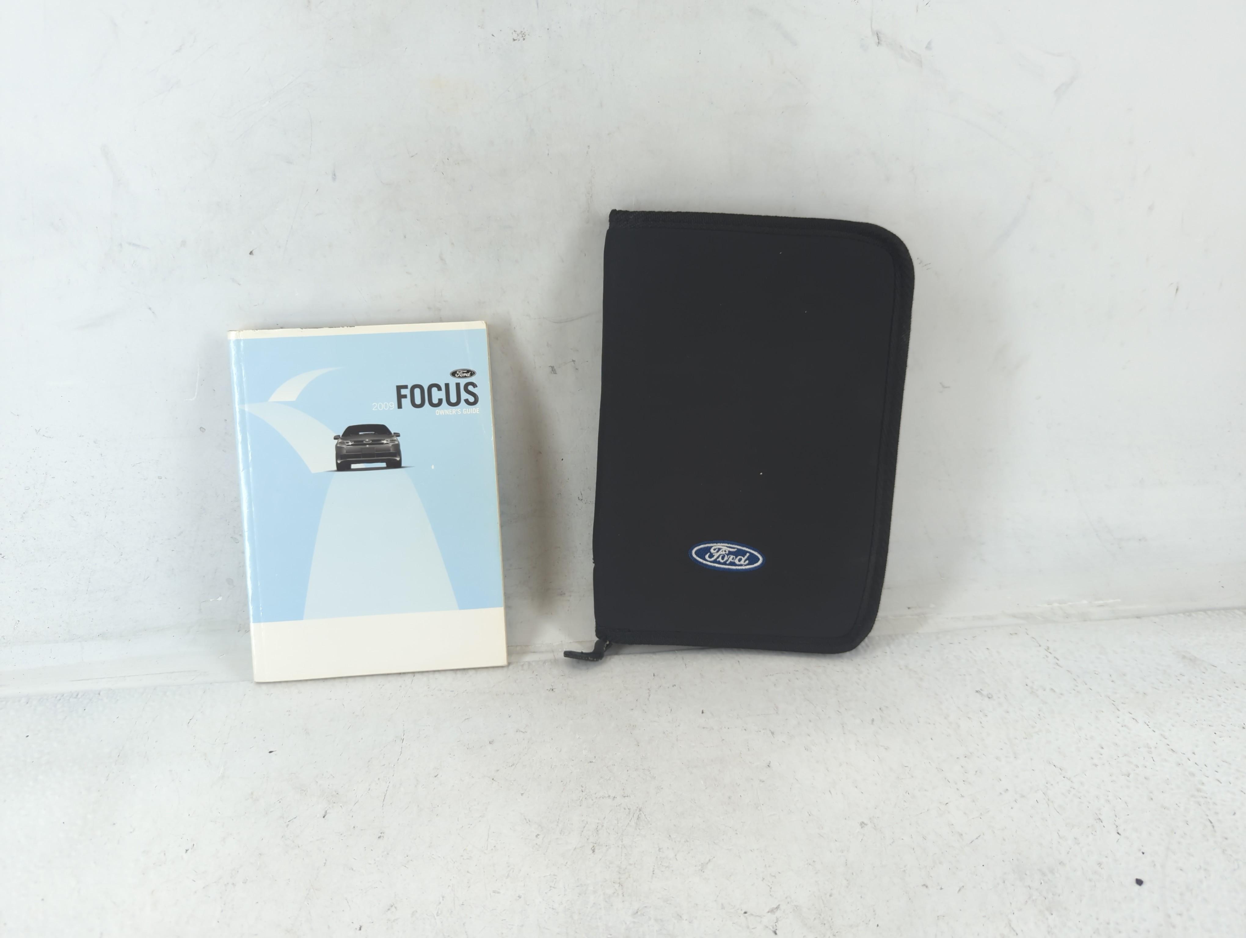 2009 Ford Focus Owners Manual Book Guide 686927 - Oemusedautoparts1.com