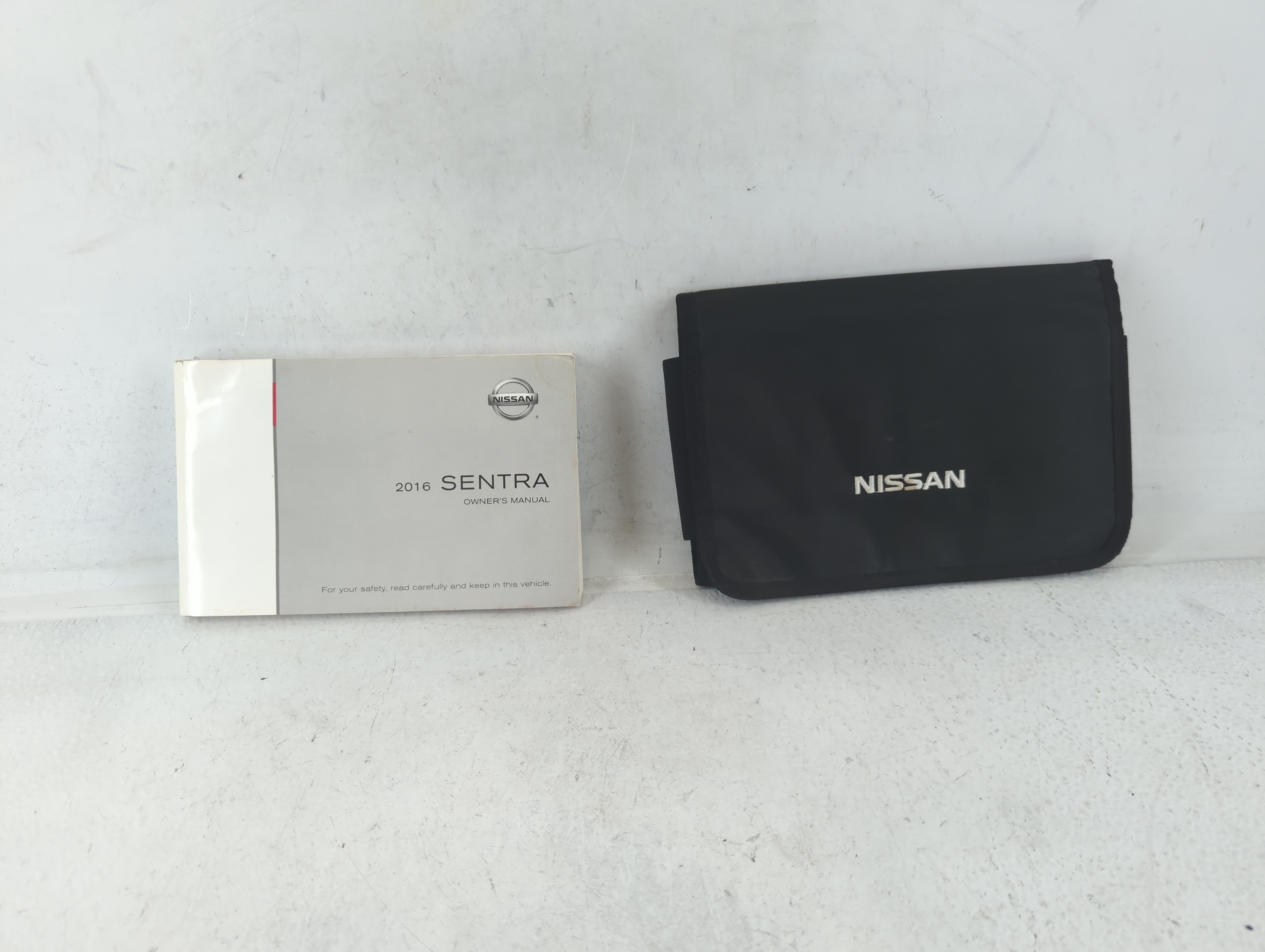 Picture of 2016 Nissan Sentra Owners Manual Book Guide 686999