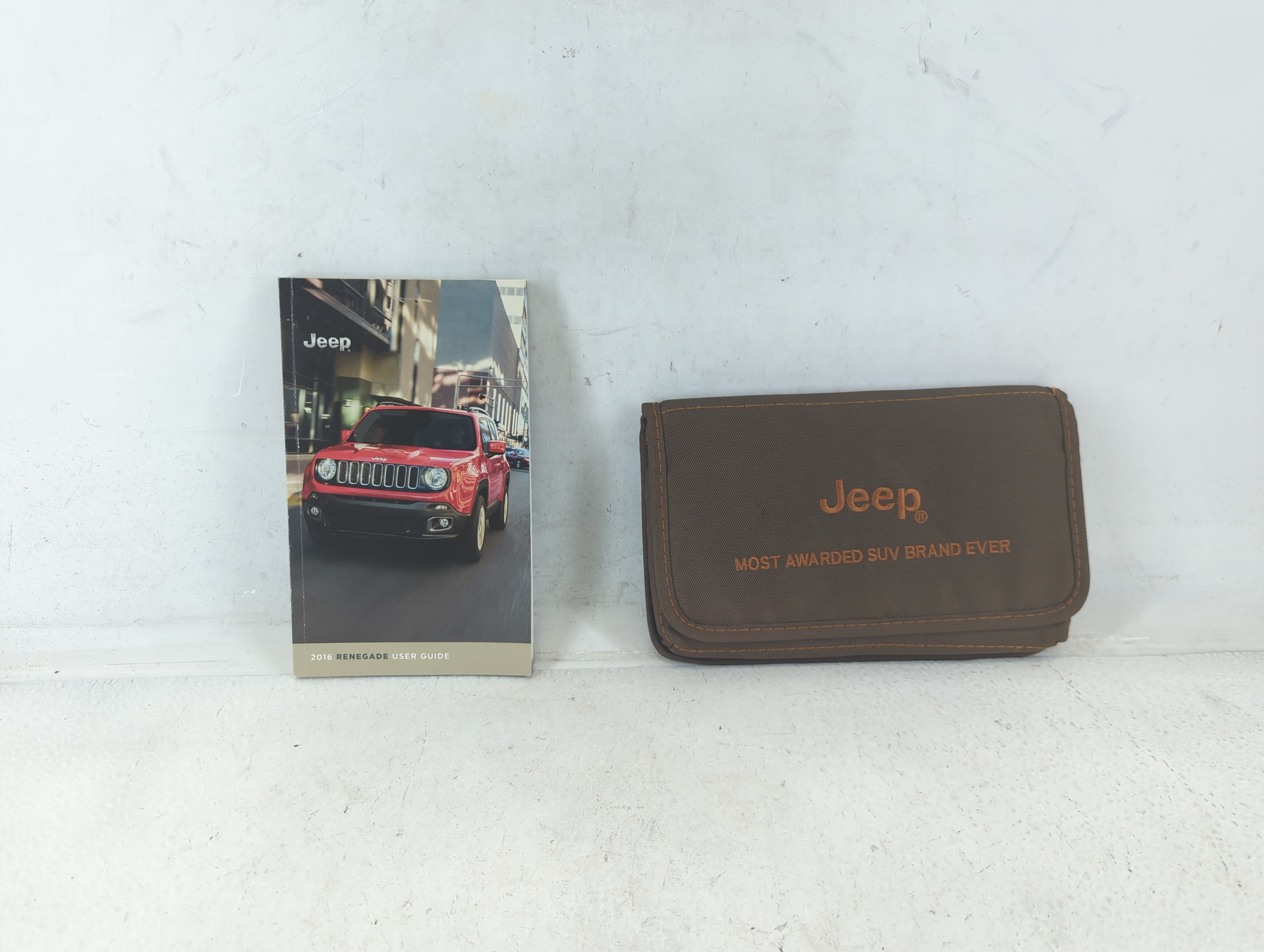 Picture of 2016 Jeep Renegade Owners Manual Book Guide 687152