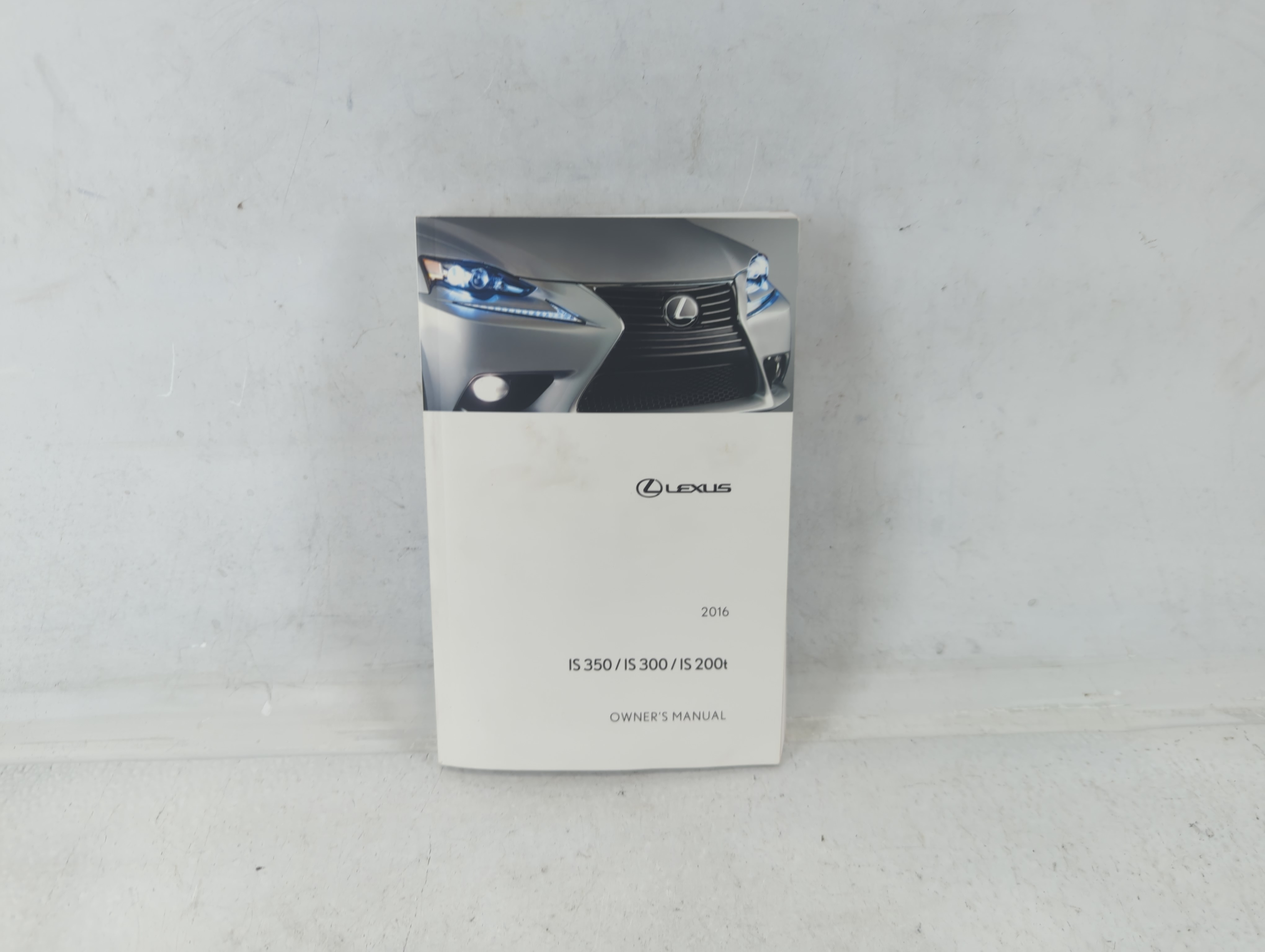 Picture of 2016 Lexus Is350 Owners Manual Book Guide 687156
