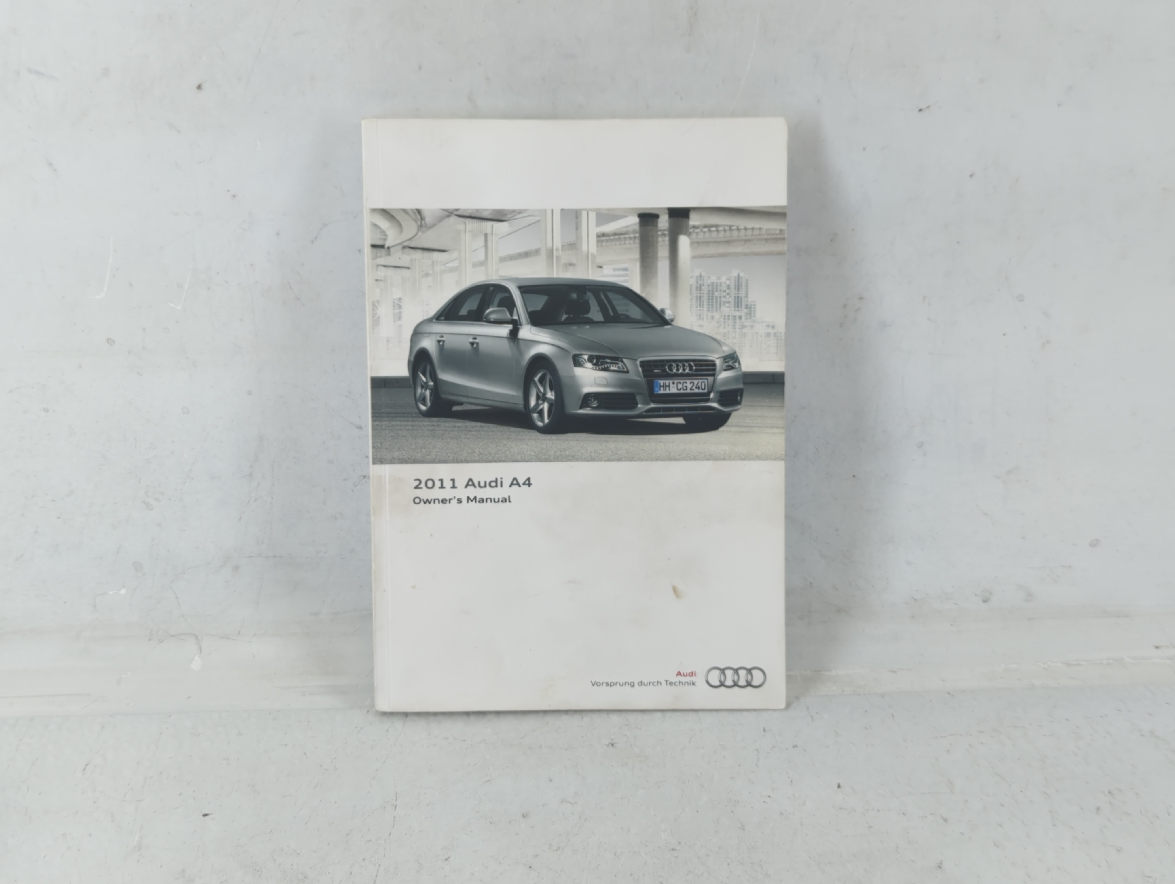 Picture of 2011 Audi A4 Owners Manual Book Guide 687160
