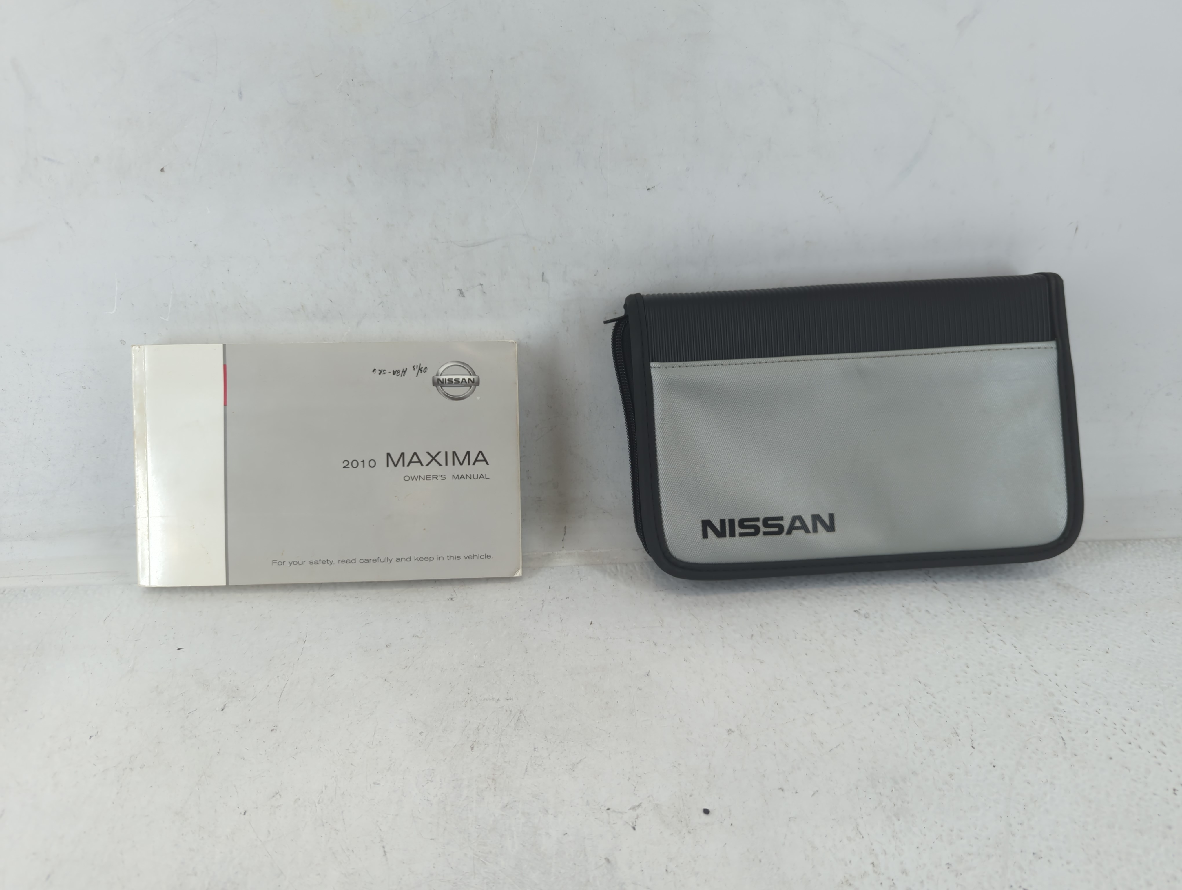 2010 Nissan Maxima Owners Manual Book Guide 687253 - Oemusedautoparts1.com