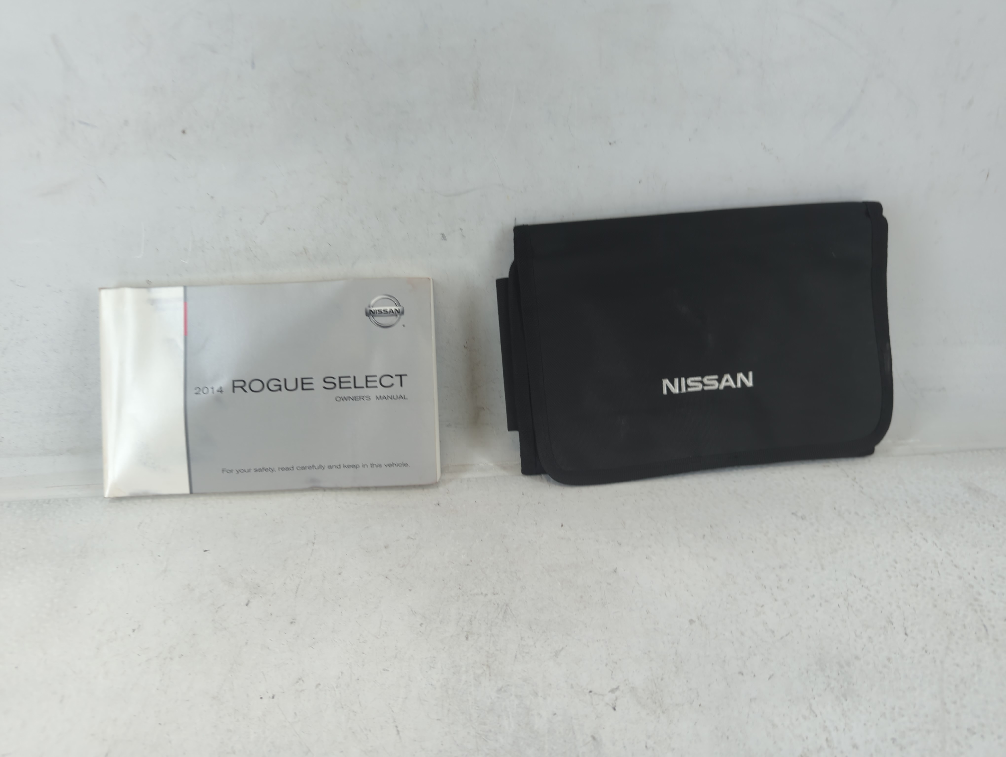 2014 Nissan Rogue Select Owners Manual Book Guide 687297 - Oemusedautoparts1.com
