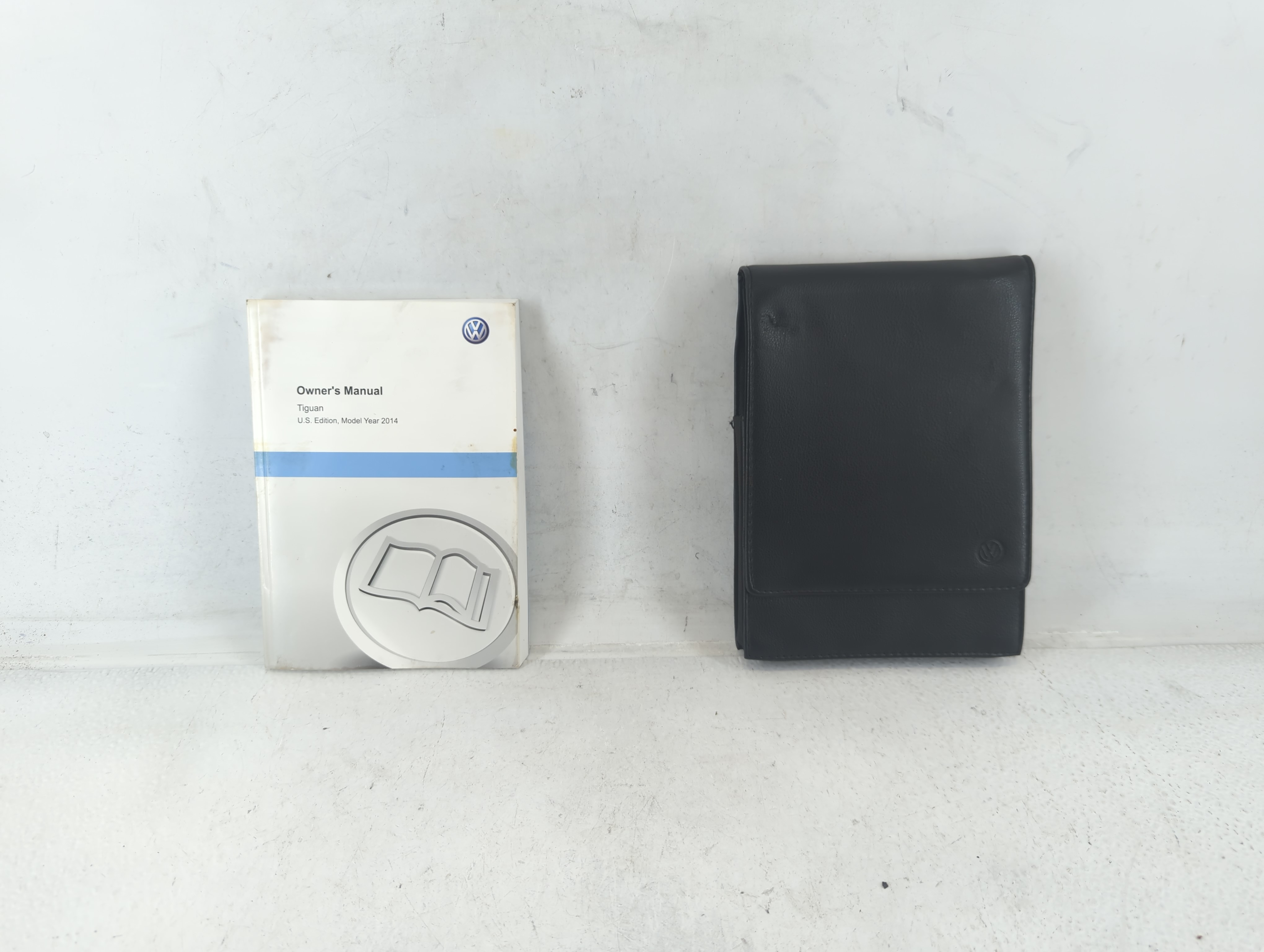 Picture of 2014 Volkswagen Tiguan Owners Manual Book Guide 687323