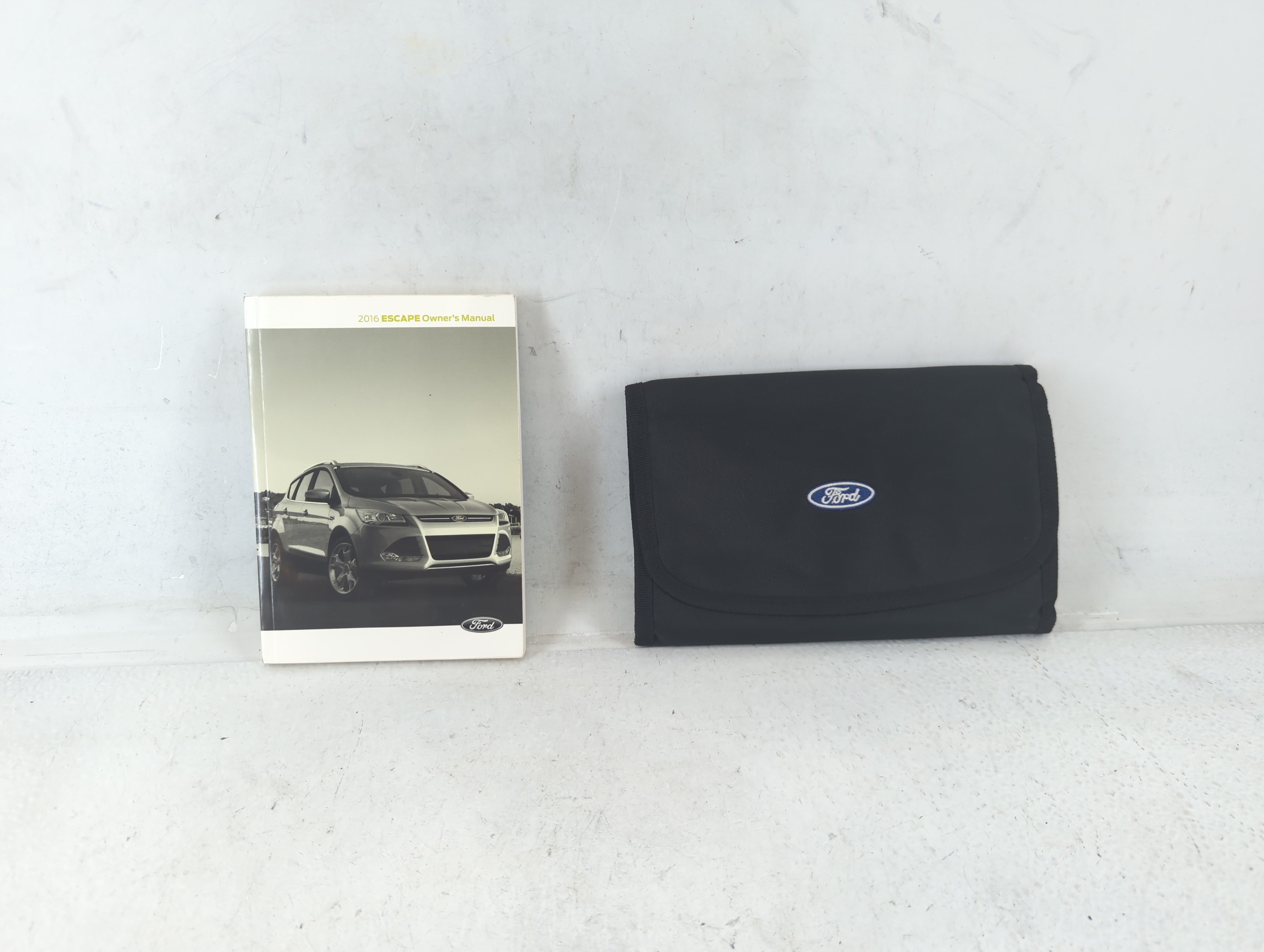 2016 Ford Escape Owners Manual Book Guide 687574 - Oemusedautoparts1.com